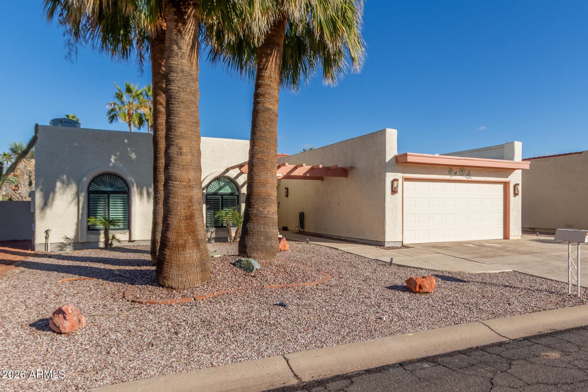 10906 E Bellflower Dr — photo 1