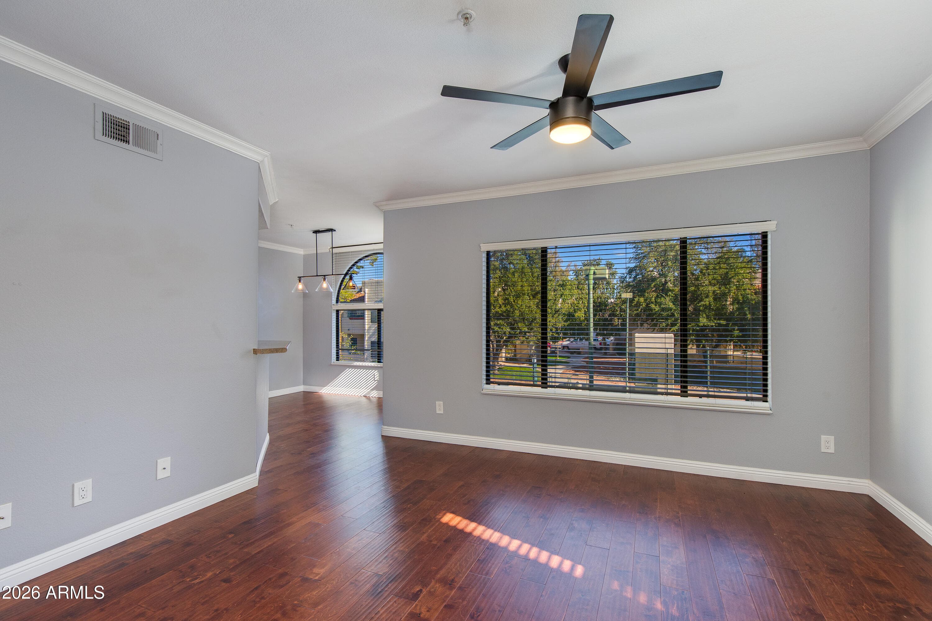 750 E Northern Ave 2030 — photo 2