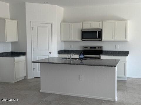 1420 W BEALEY AVE - Photo 3
