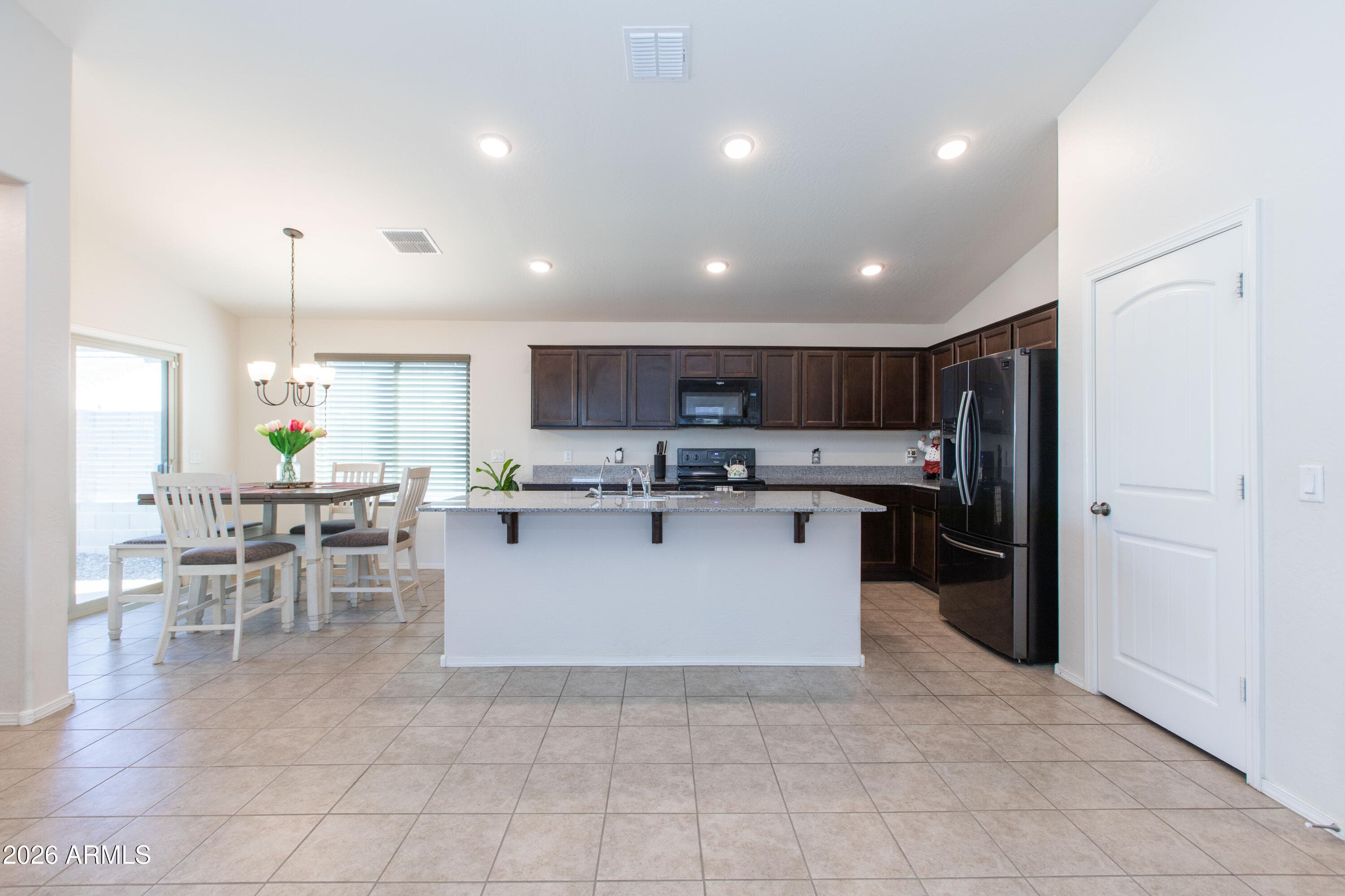 738 W Jardin Dr — photo 1