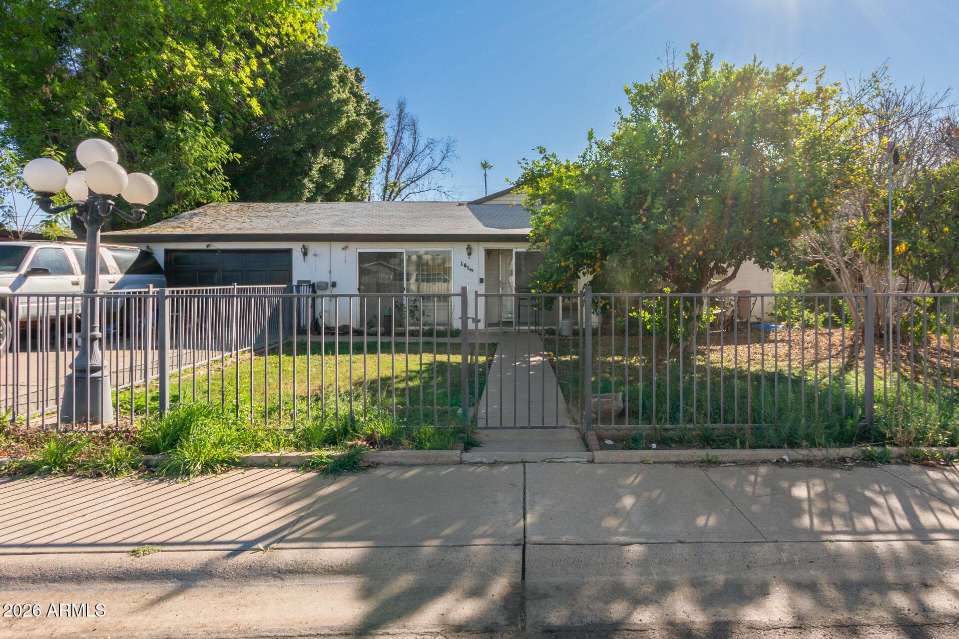 1615 E Hudson Dr — photo 2