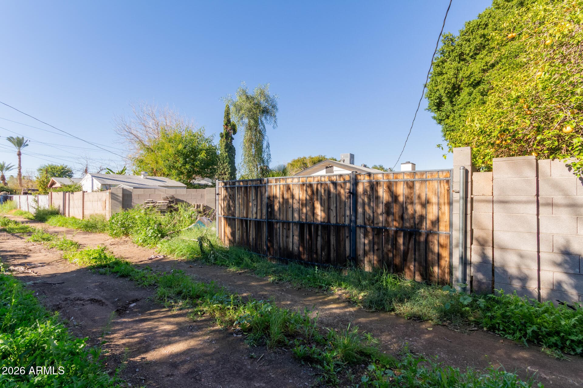 1615 E Hudson Dr — photo 38