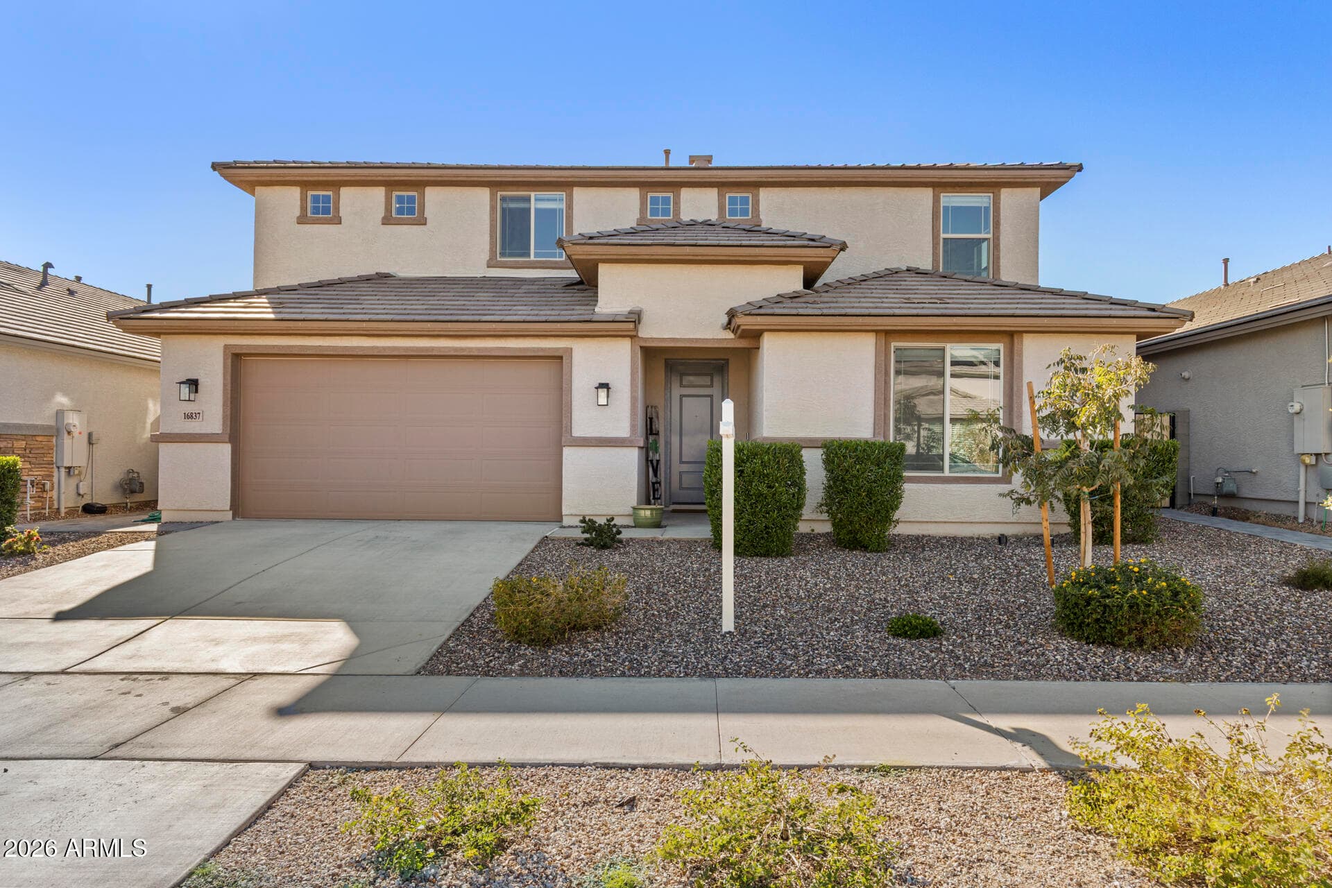 16837 W Fetlock Trail — photo 1
