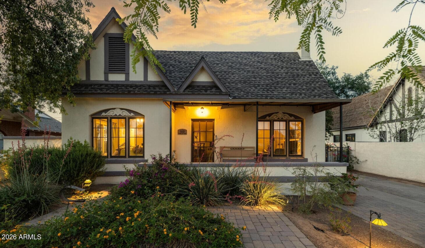 910 W Portland St — photo 2