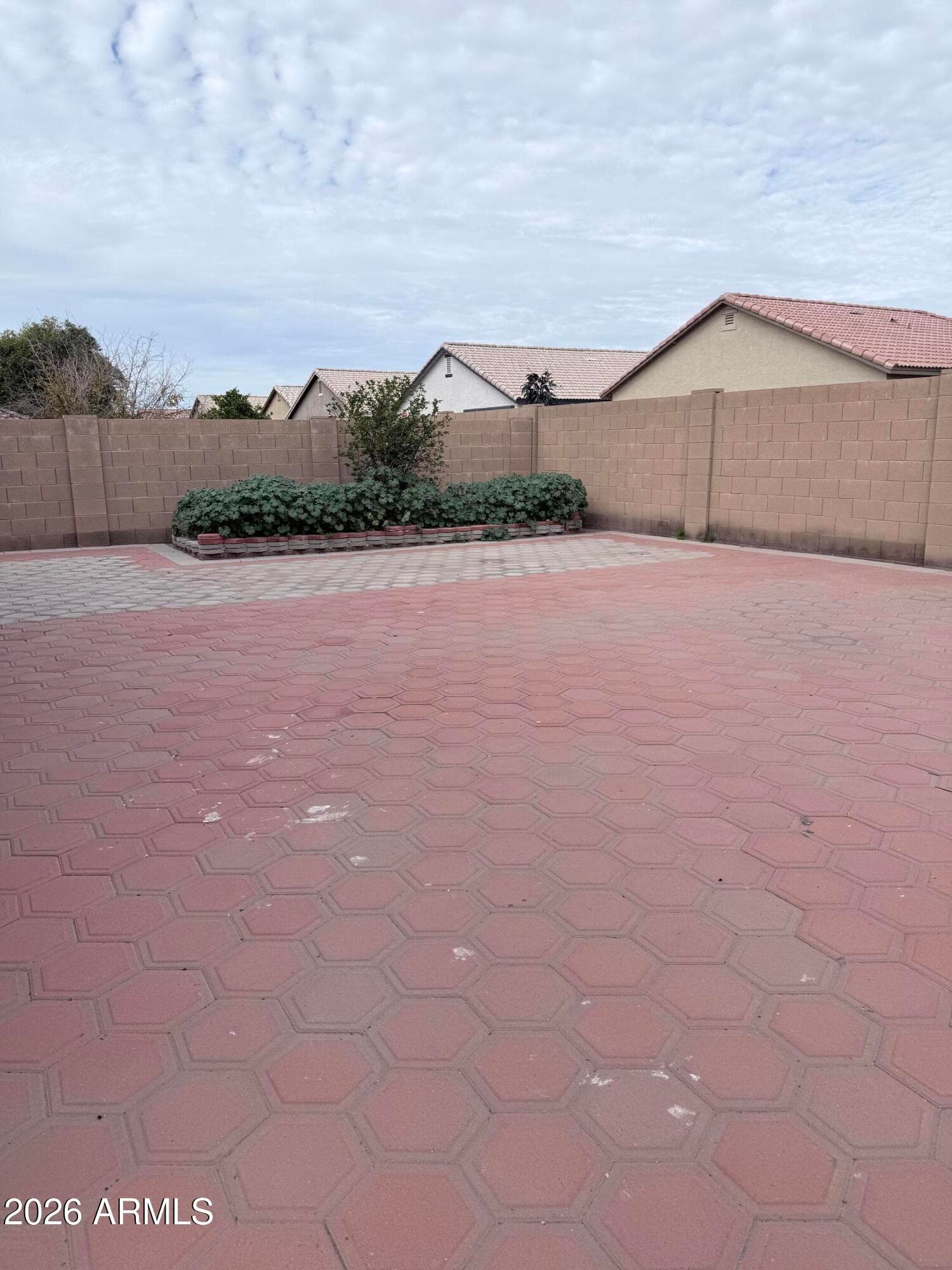 2326 W Gaby Rd — photo 76