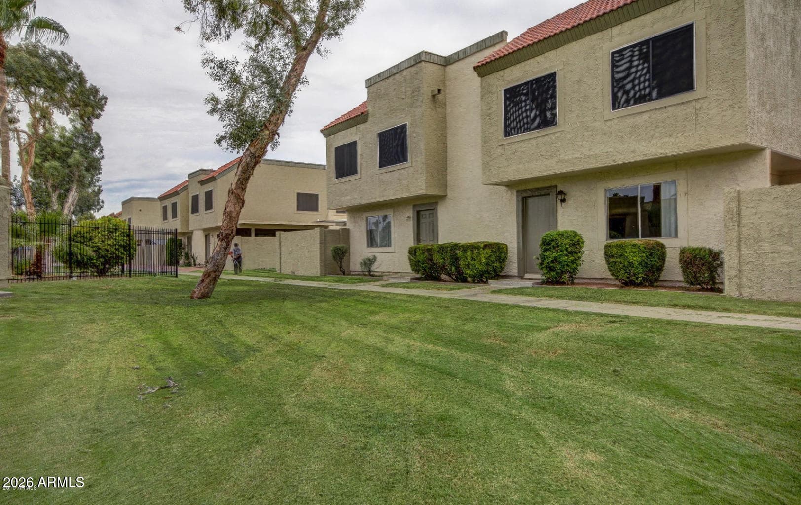 5888 N 48TH LN - Photo 3