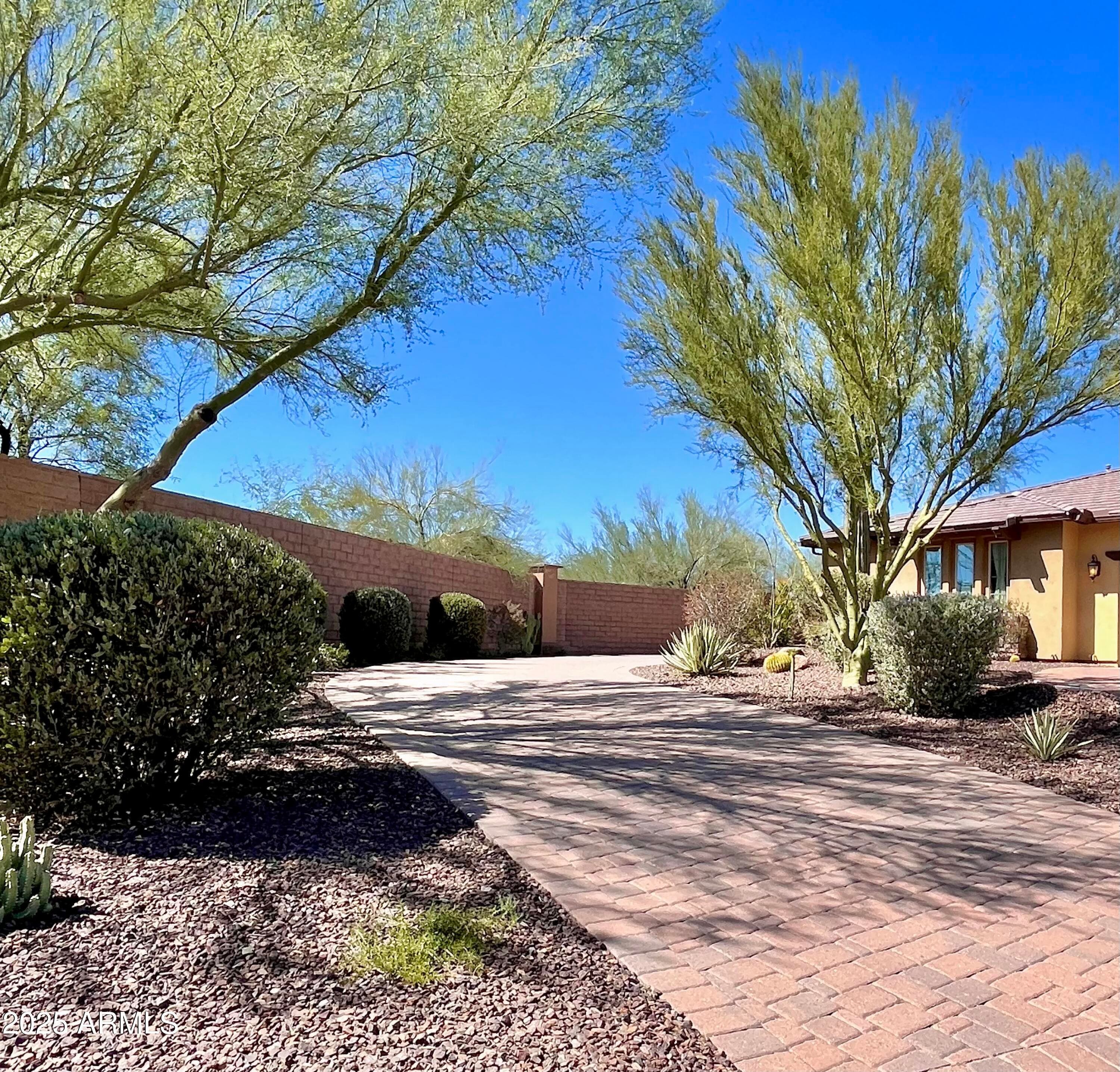 12144 W Desert Mirage Dr — photo 2