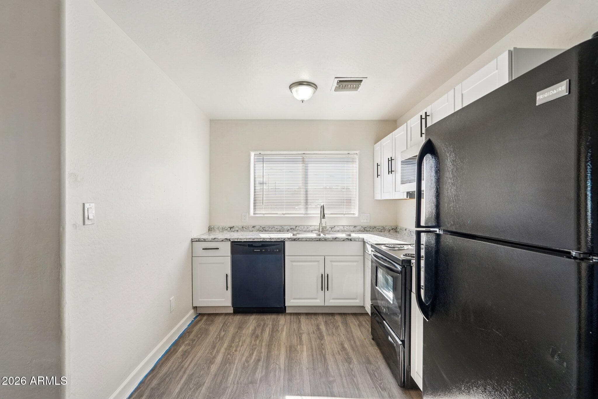 1344 E Pueblo Ave — photo 2