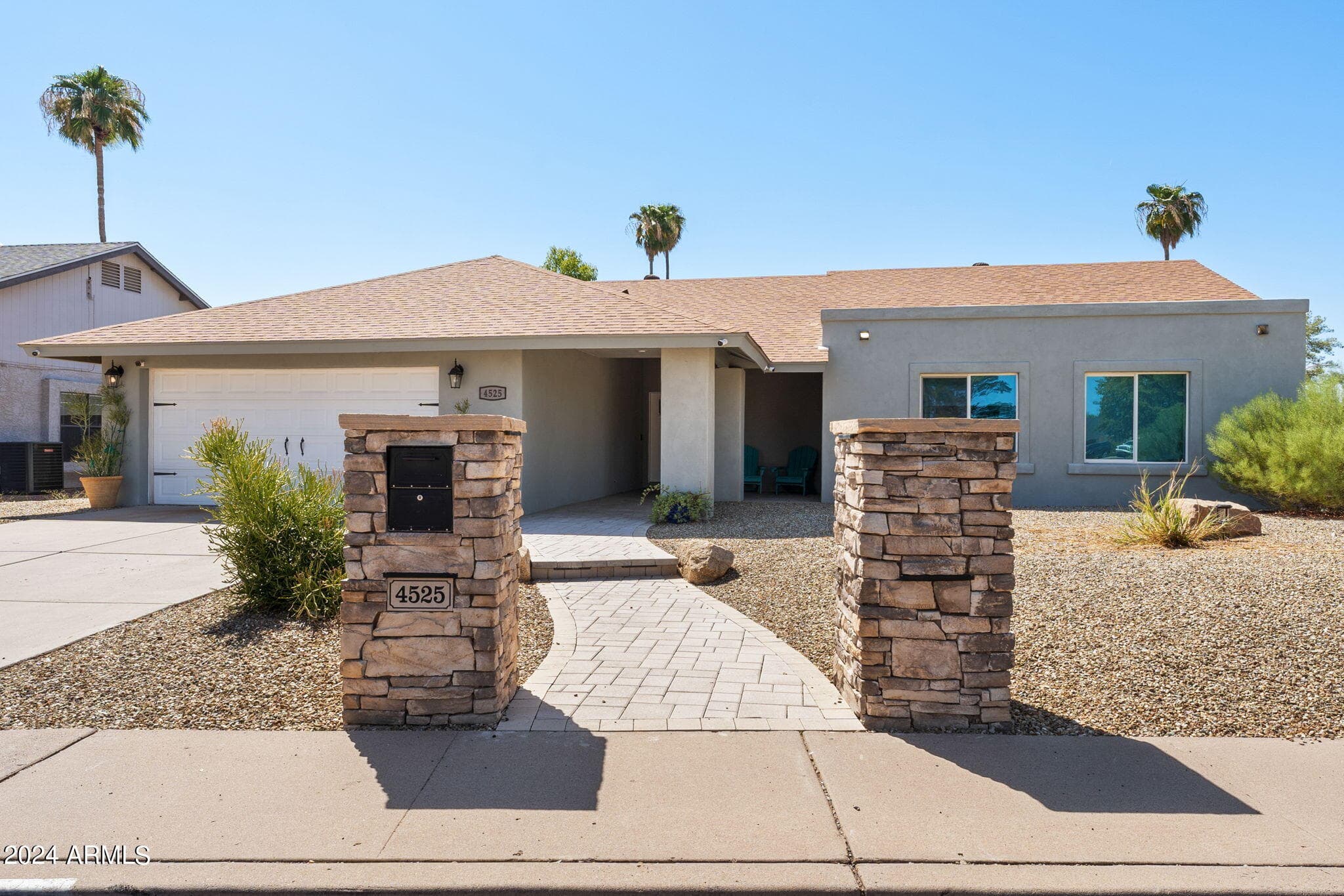 4525 E Paradise Ln — photo 1