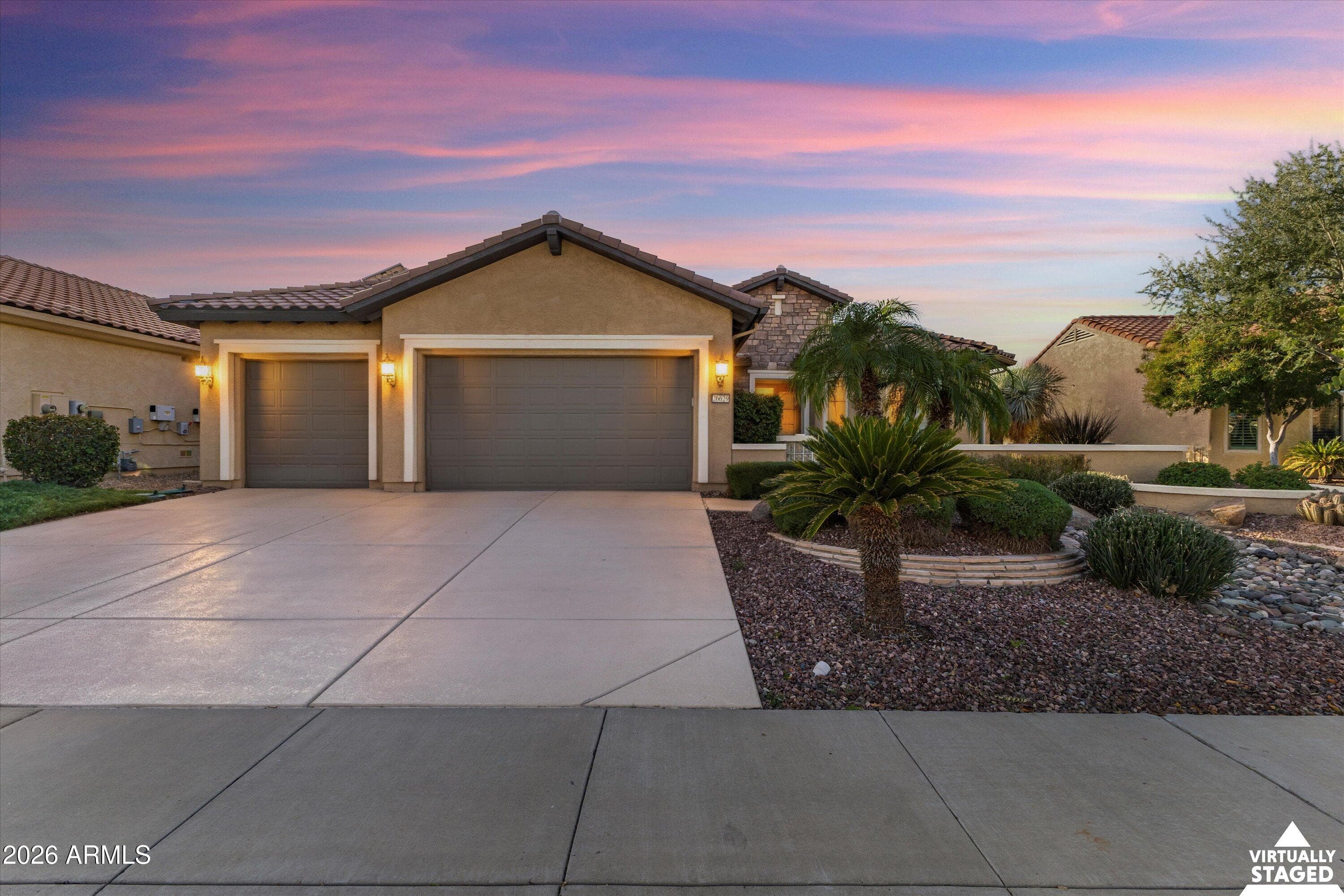 26629 W Tonopah Dr — photo 1