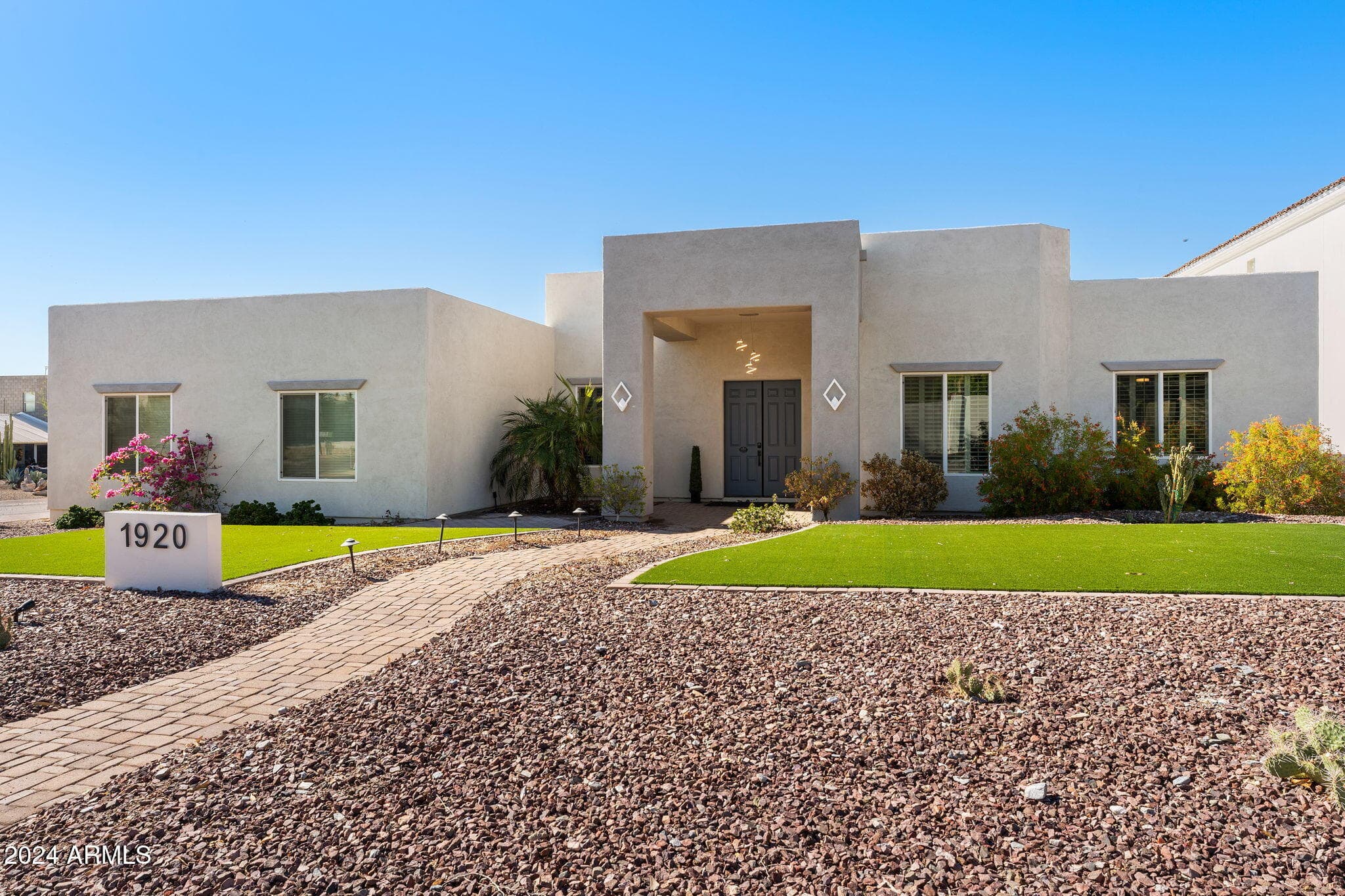 1920 E Aurelius Ave — photo 2