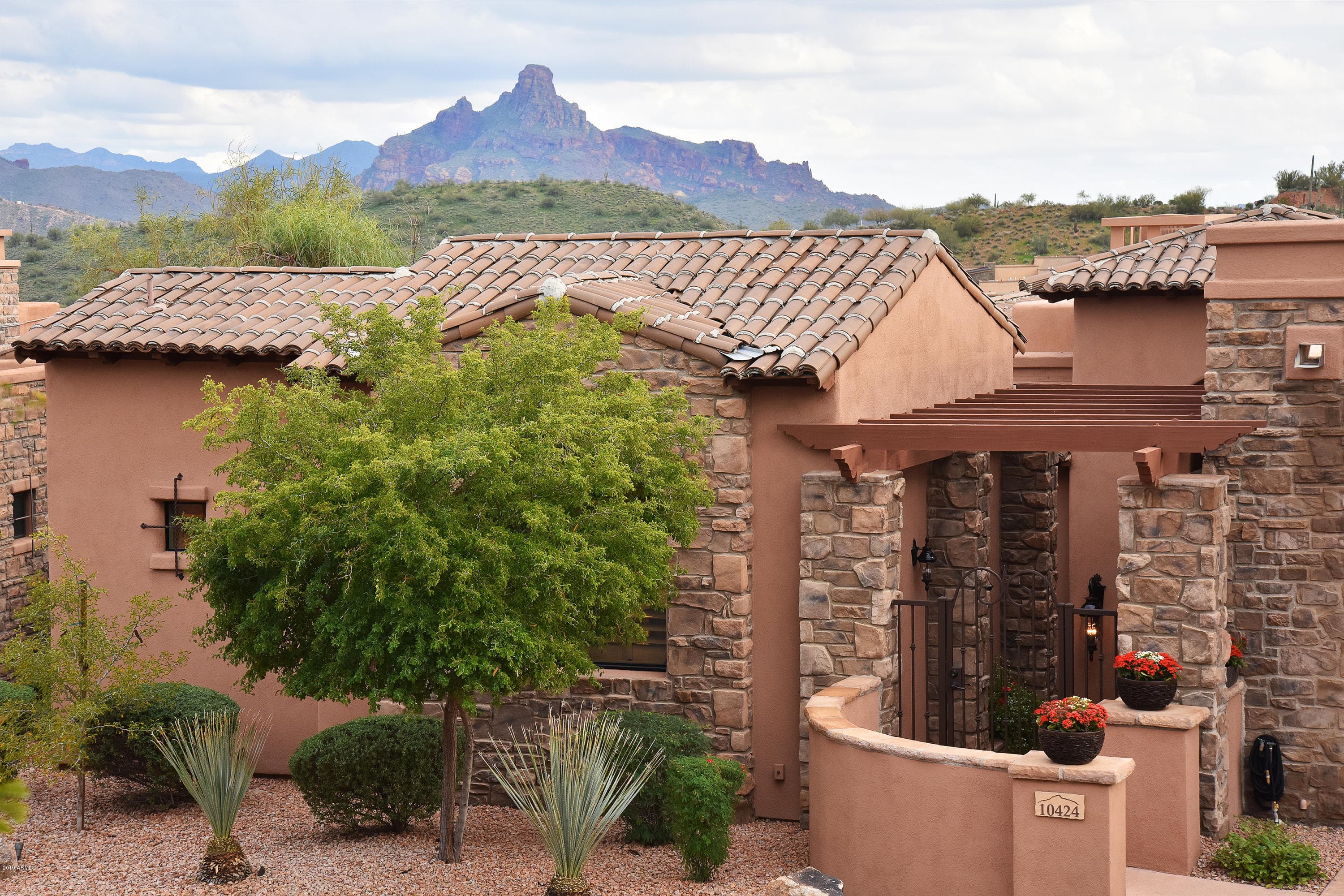 10424 N Villa Ridge Ct — photo 2