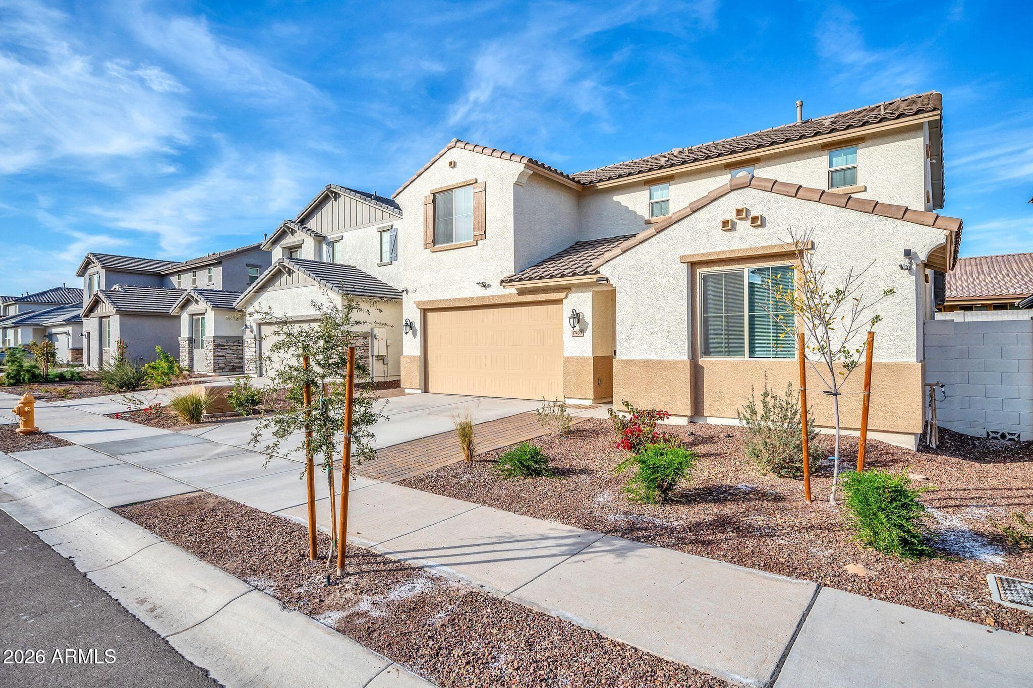 17432 W Lupine Ave — photo 2