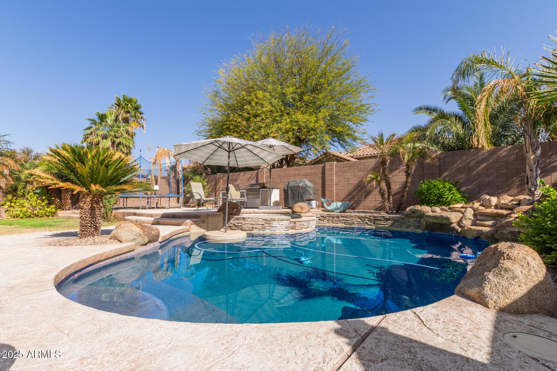 502 E Kona Dr — photo 1