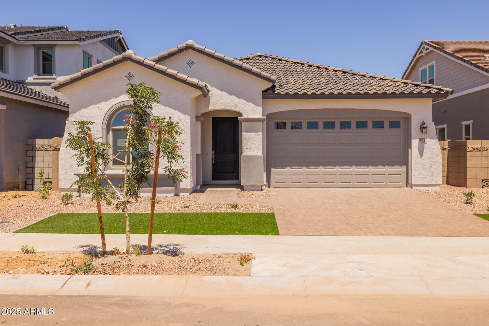 15642 W Georgia Dr — photo 1