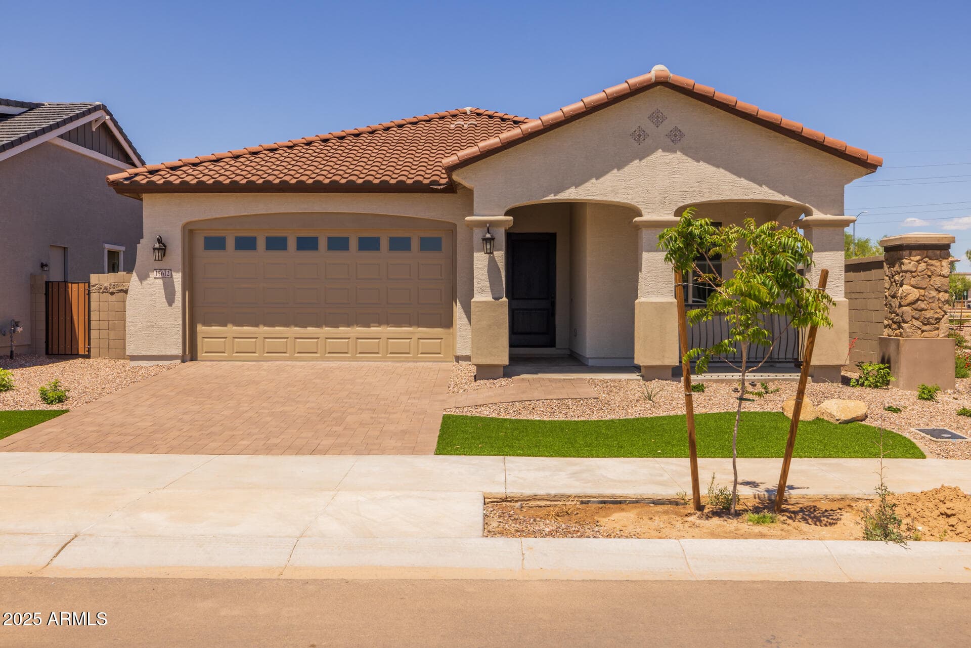 15612 W Georgia Dr — photo 1