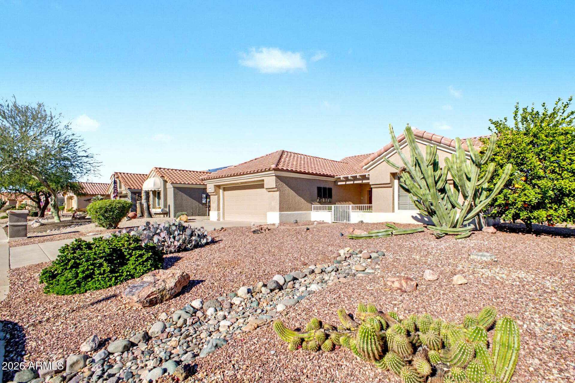 15536 W Sky Hawk Dr — photo 2