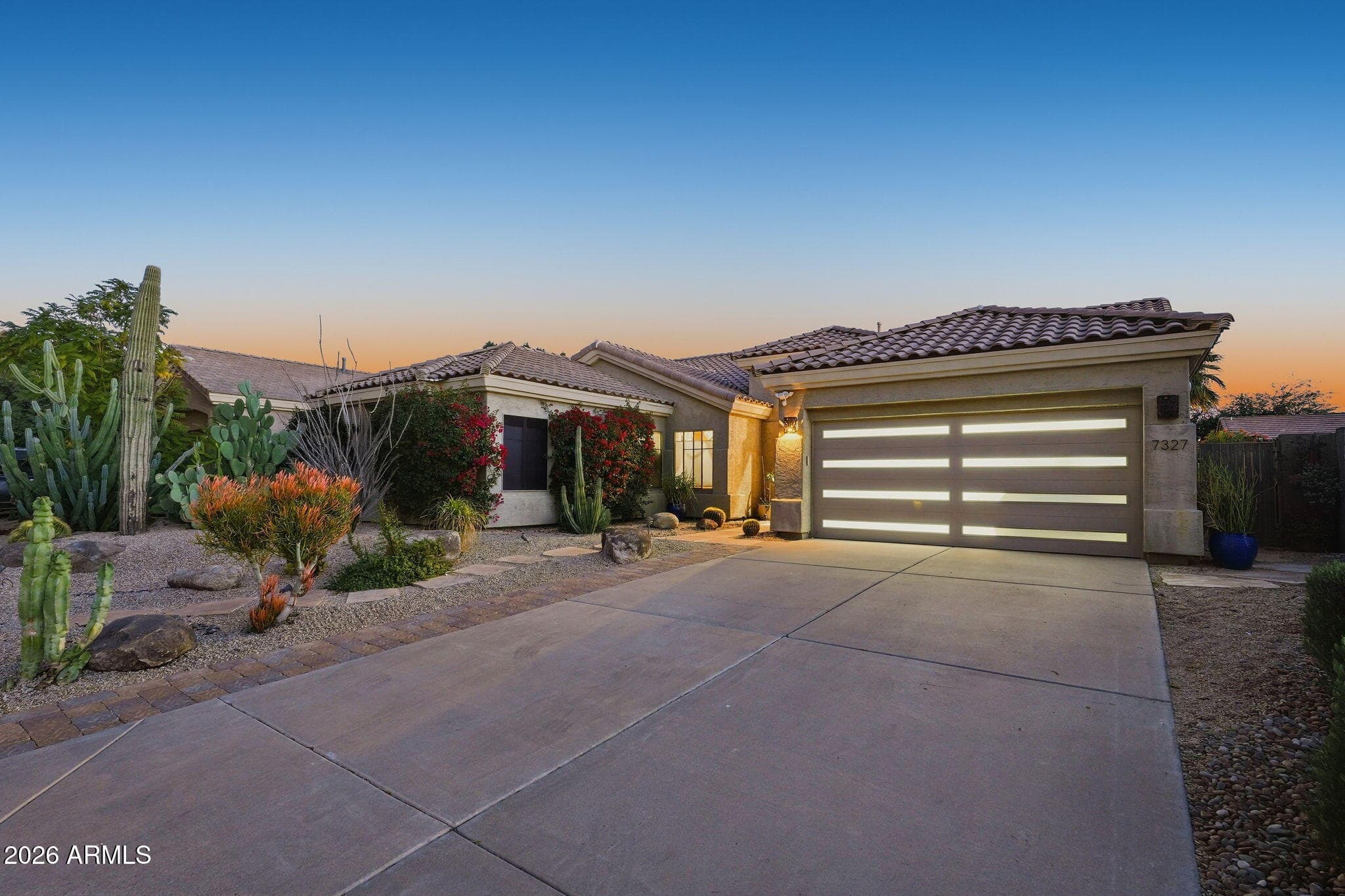 7327 E Rustling Pass — photo 1