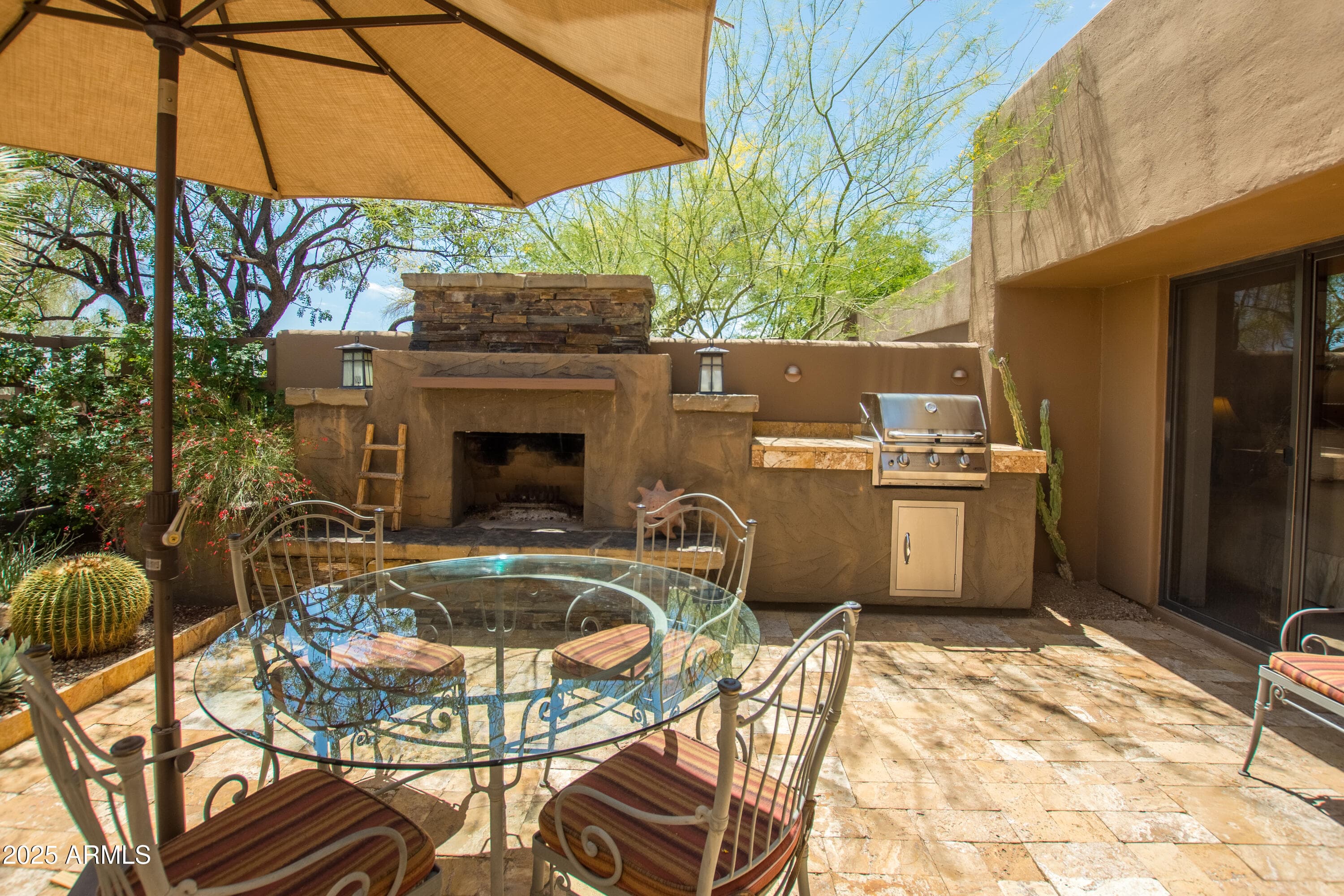 8502 E CAVE CREEK RD - Photo 4