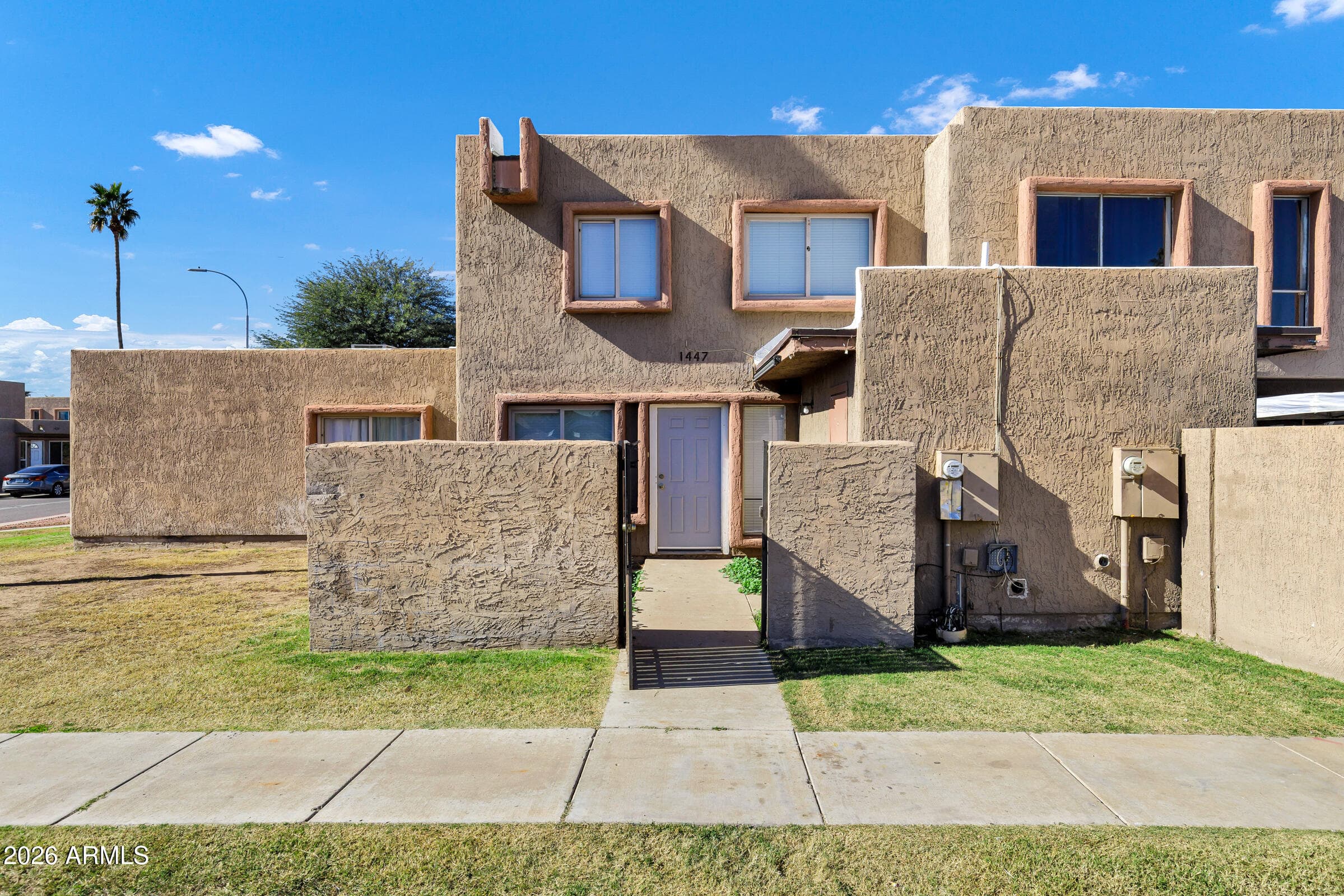 1447 N 53rd Dr — photo 1