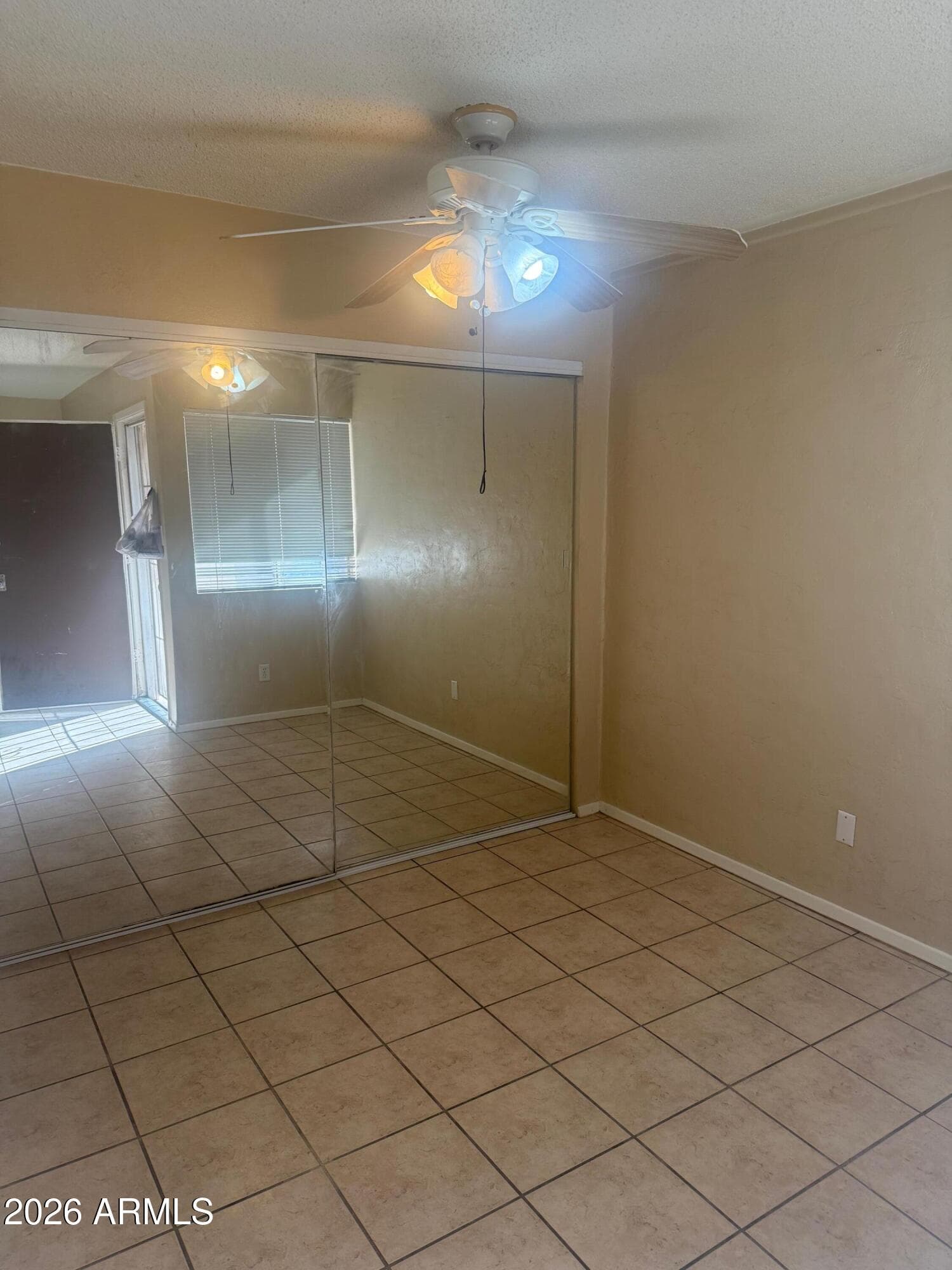 1622 E CAMPBELL AVE - Photo 5