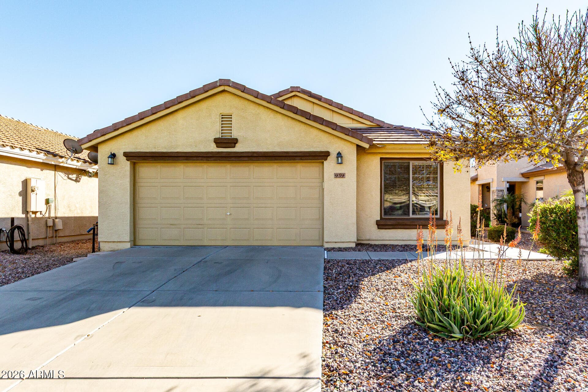 959 W DESERT SEASONS DR - Photo 1