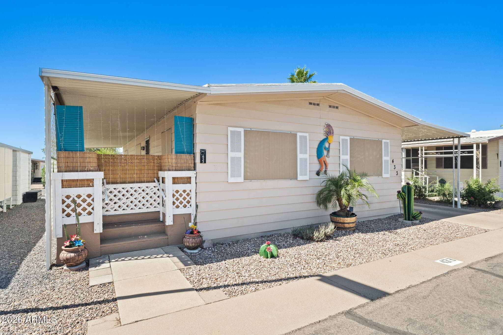 4065 E University Dr 433 — photo 1