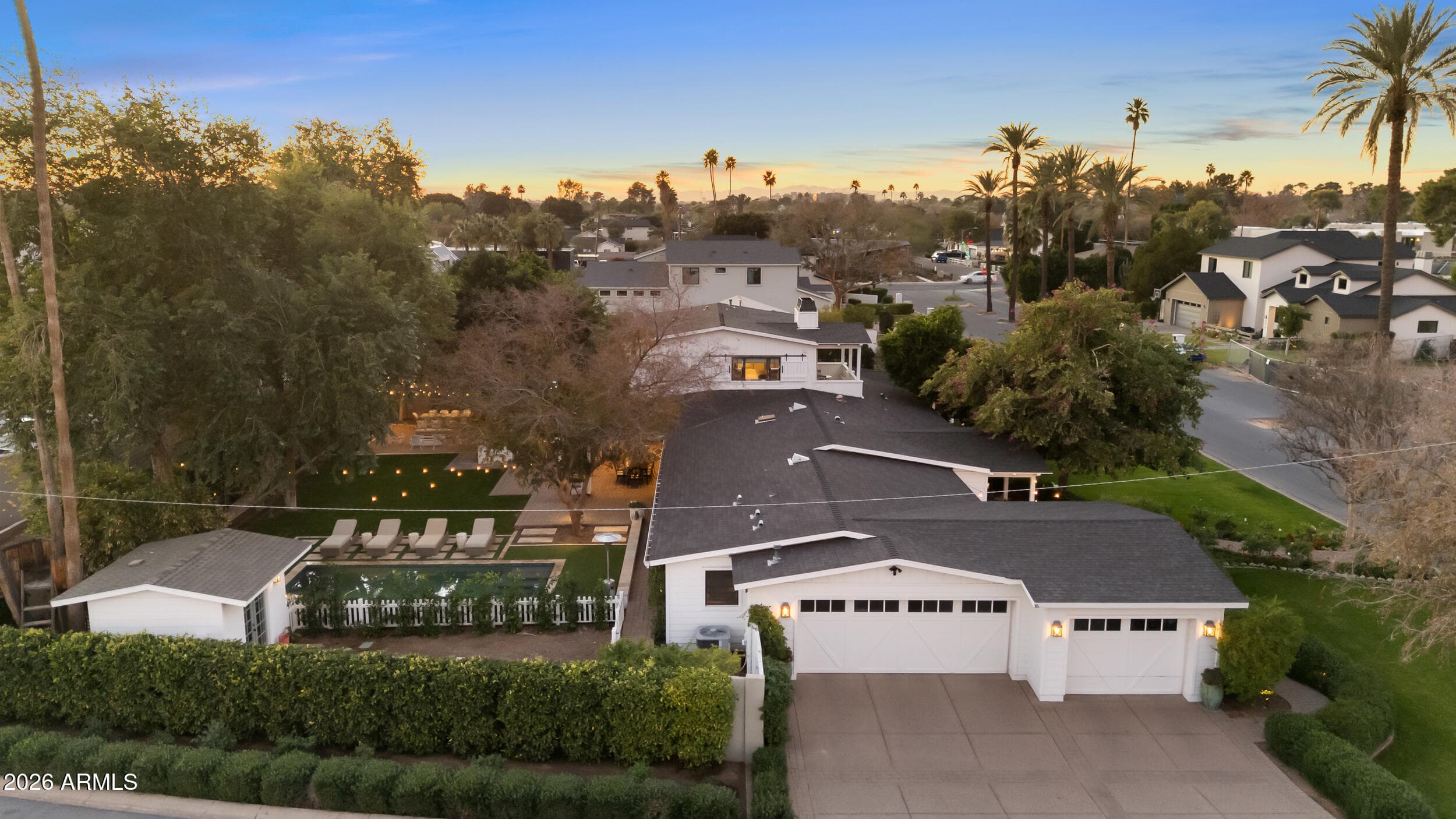 4021 E Hazelwood St — photo 55