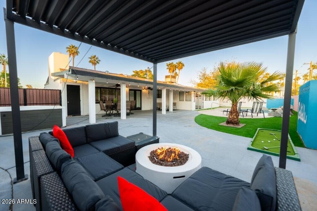 8331 E Meadowbrook Ave — photo 2