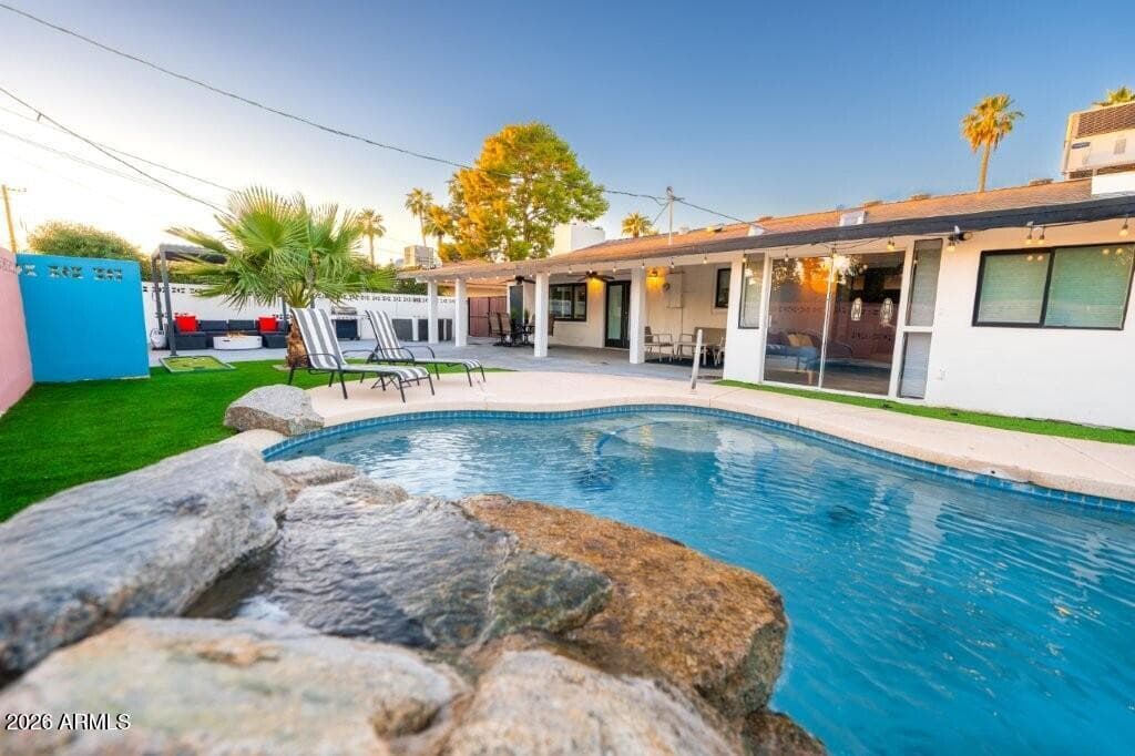 8331 E Meadowbrook Ave — photo 1