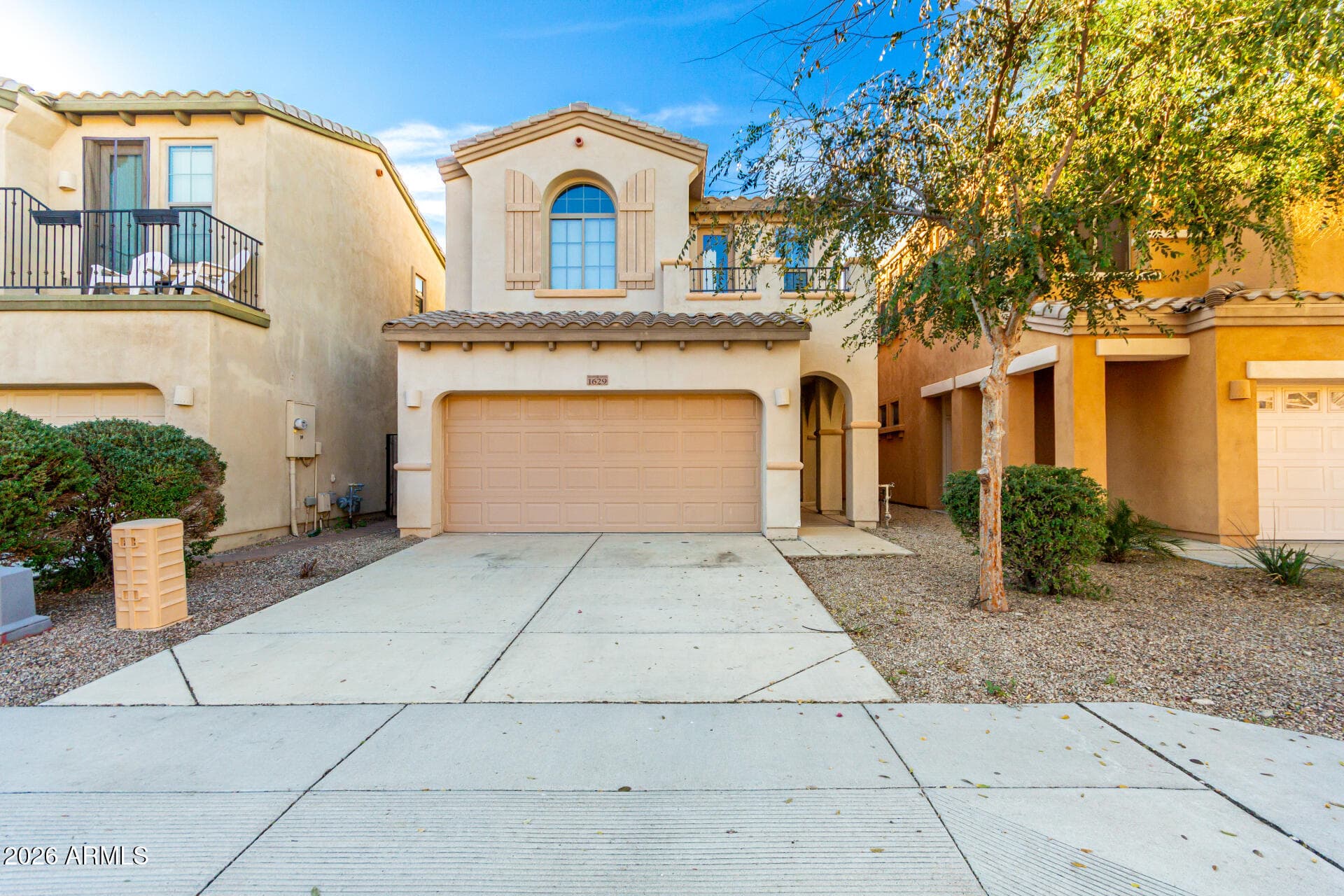 1629 W Lacewood Pl — photo 1