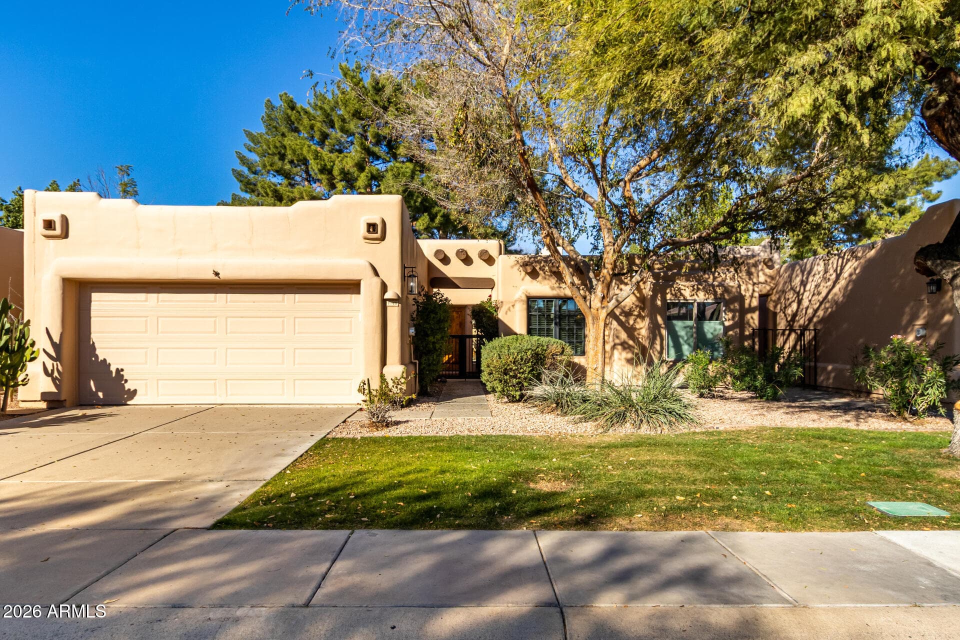 7748 E Solano Dr — photo 2