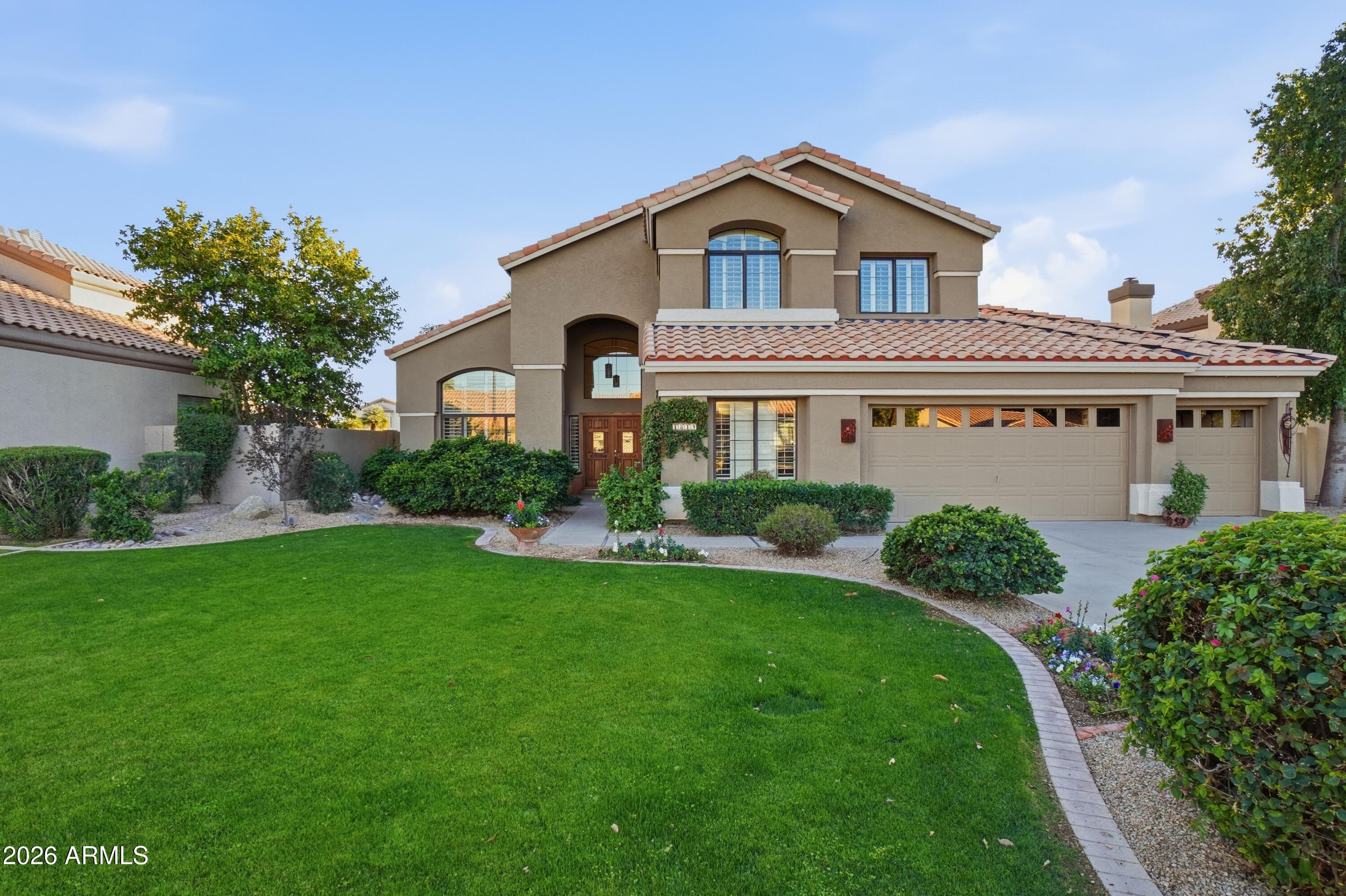 1819 E Catamaran Dr — photo 2