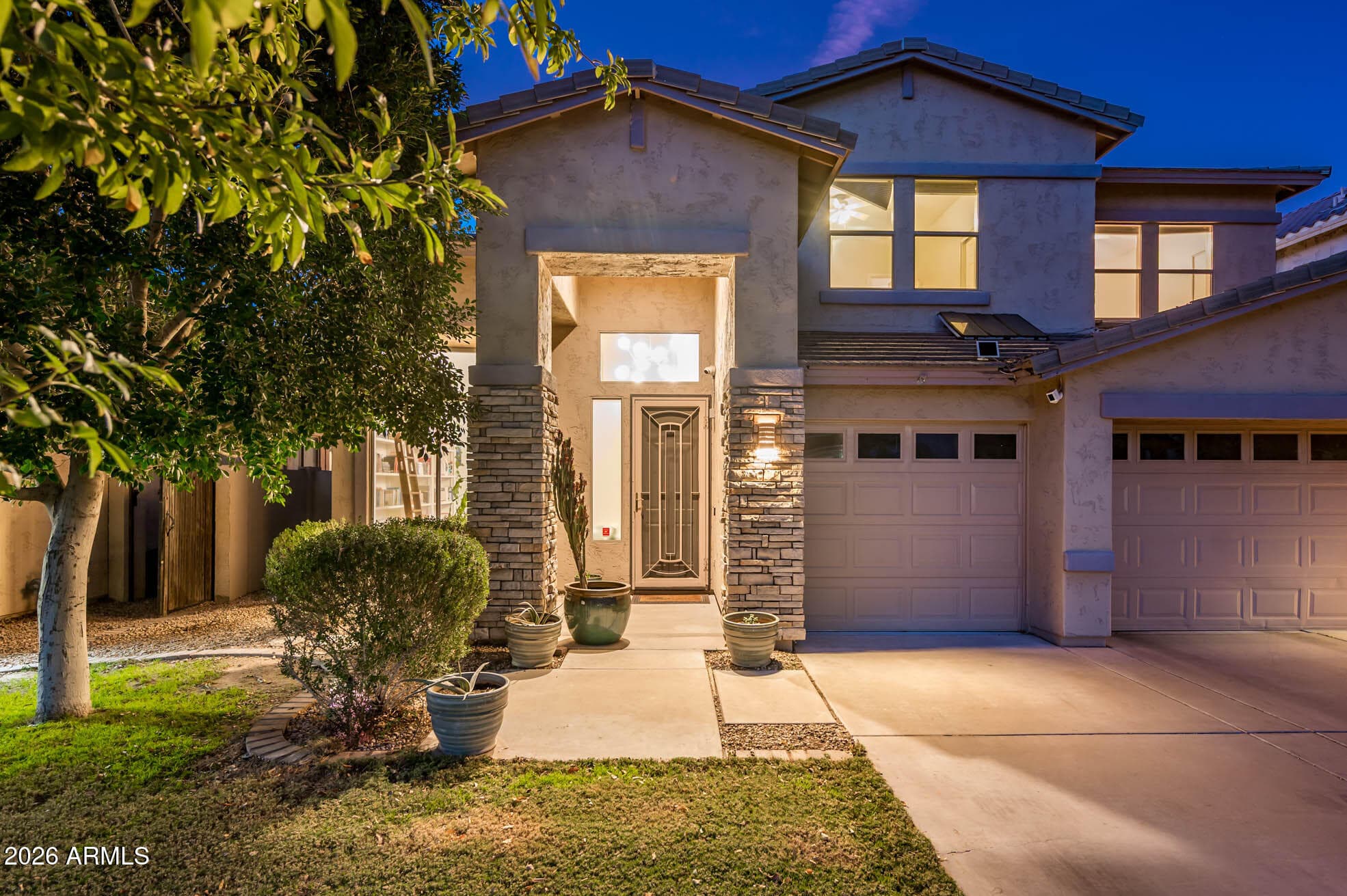 2442 E Glass Ln — photo 1