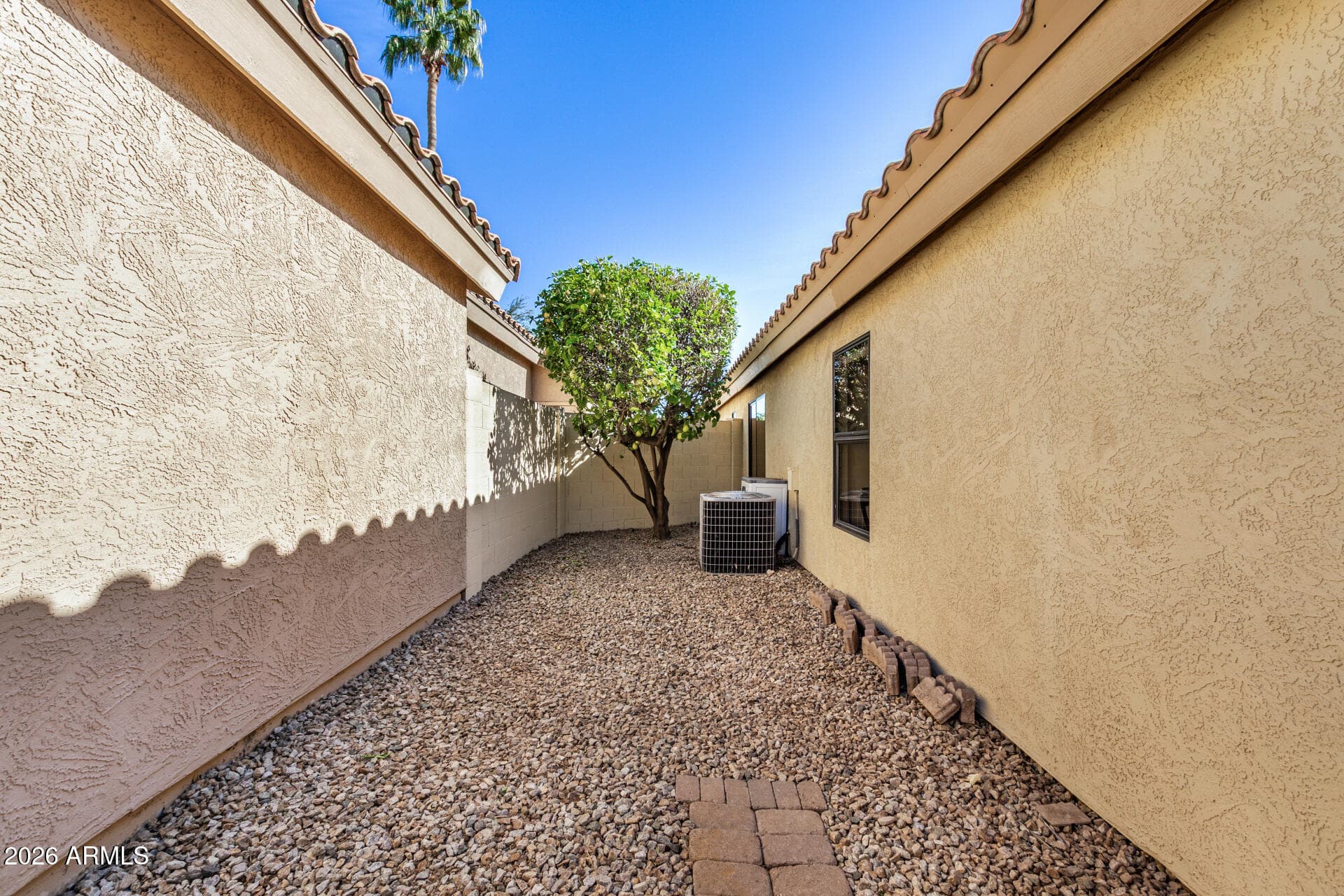 9408 W Taro Ln — photo 48