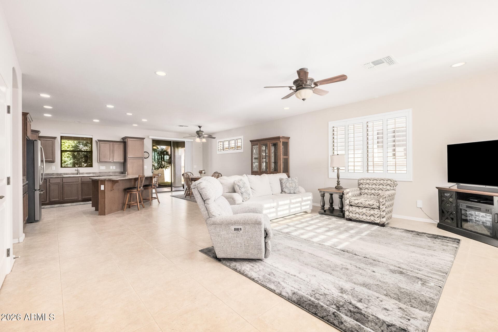 5424 E Hermosa Vista Dr — photo 1