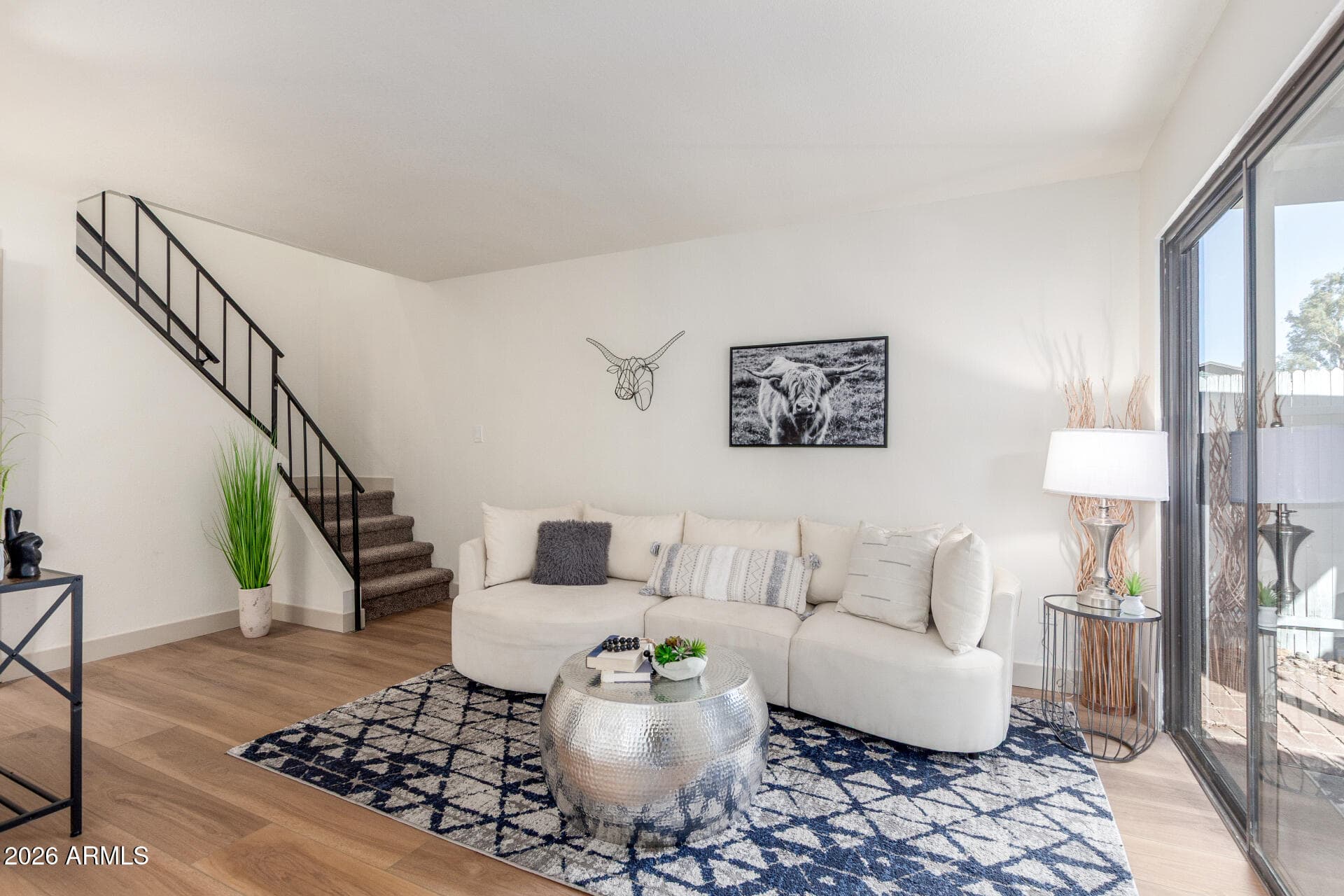286 W PALOMINO DR - Photo 3