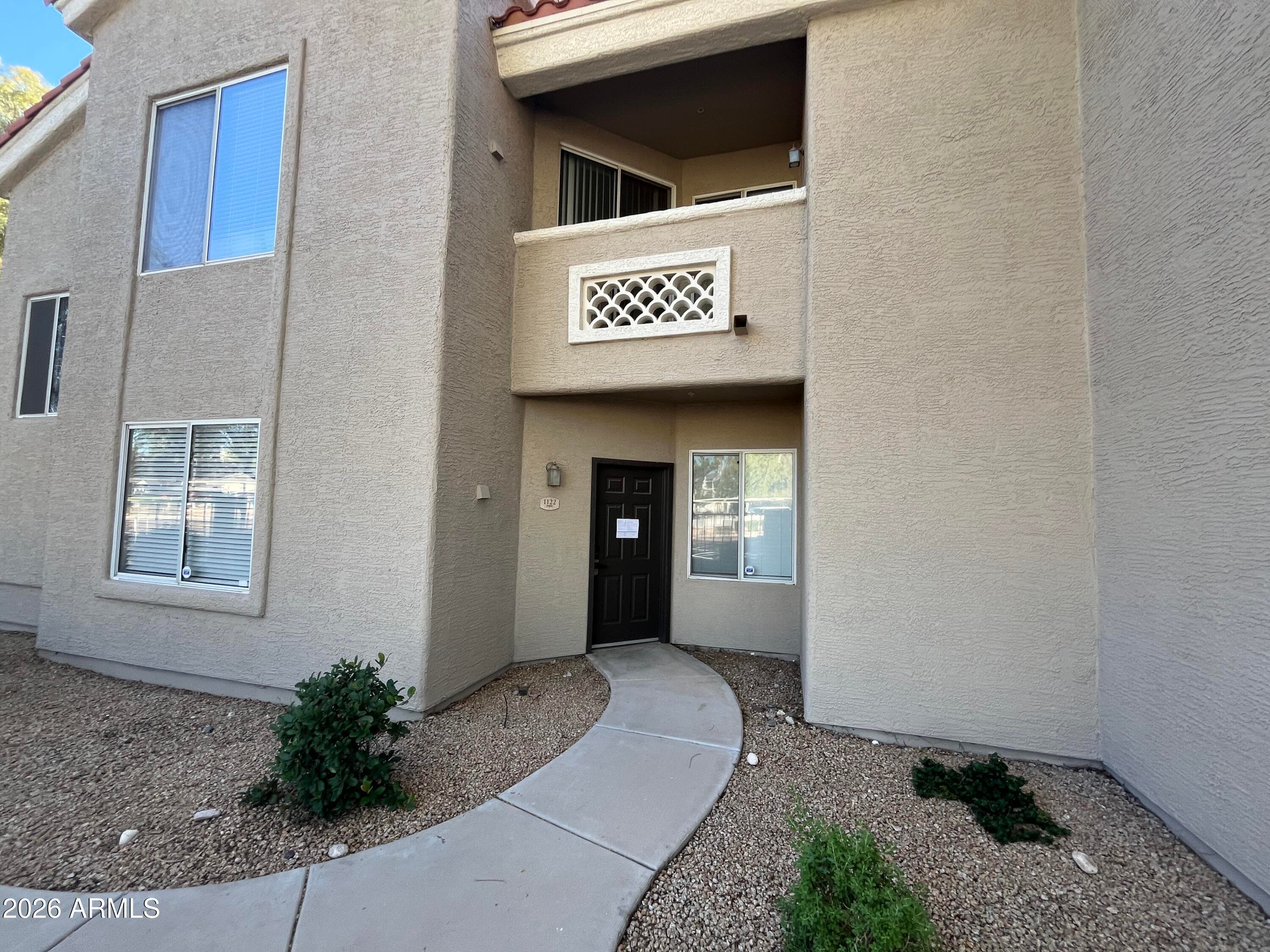 2929 W YORKSHIRE DR - Photo 1