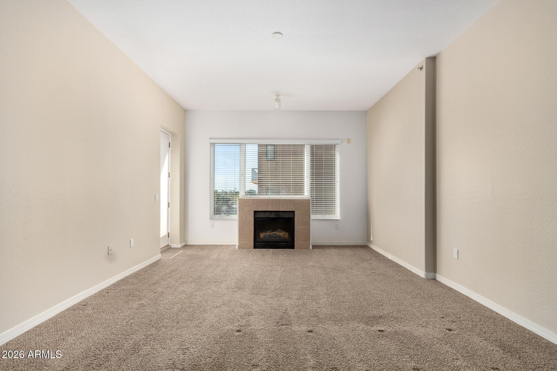 2302 N Central Ave 411 — photo 2