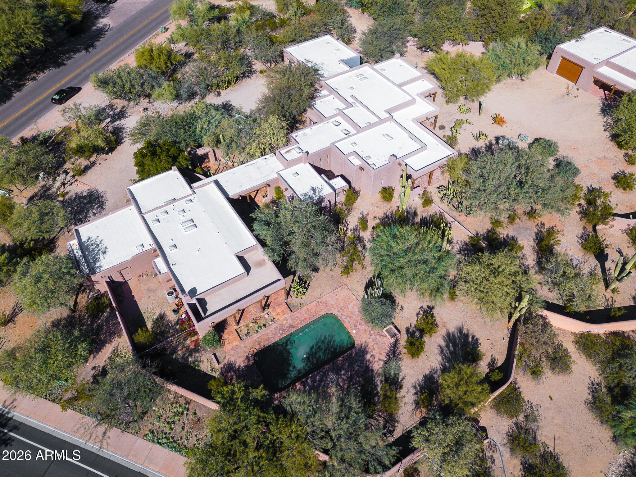 5507 N Palo Cristi Rd — photo 2