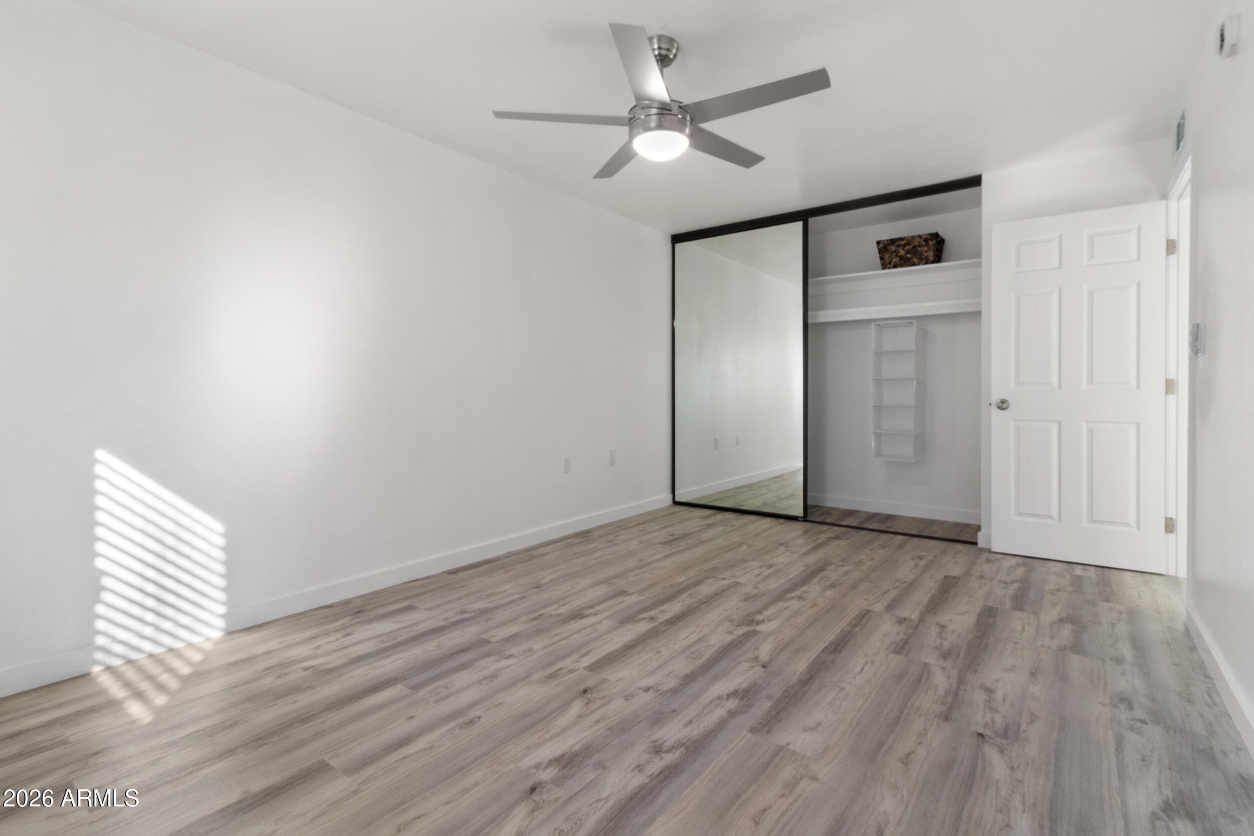 3033 E DEVONSHIRE AVE - Photo 4