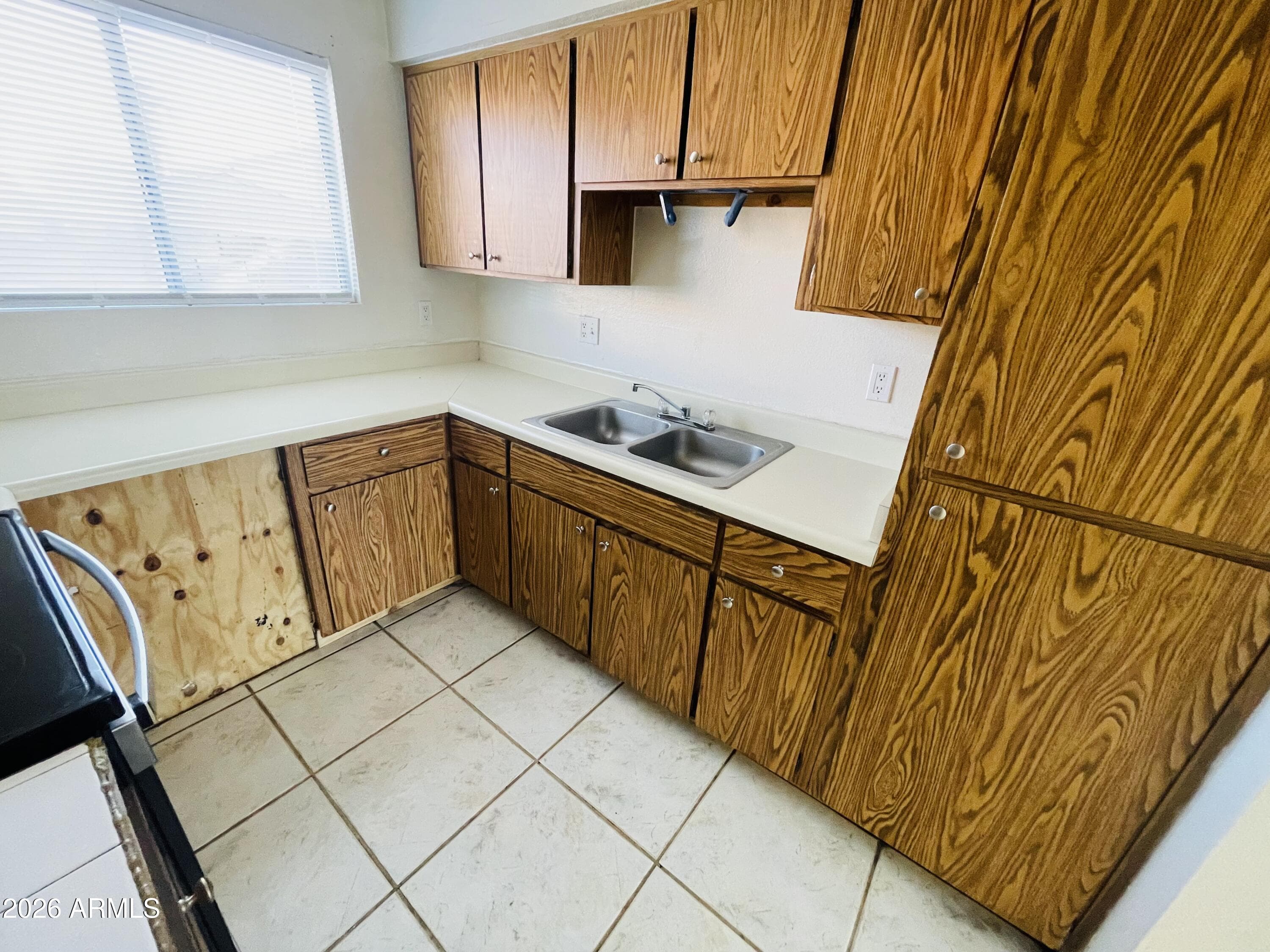 7143 N 66TH DR - Photo 3