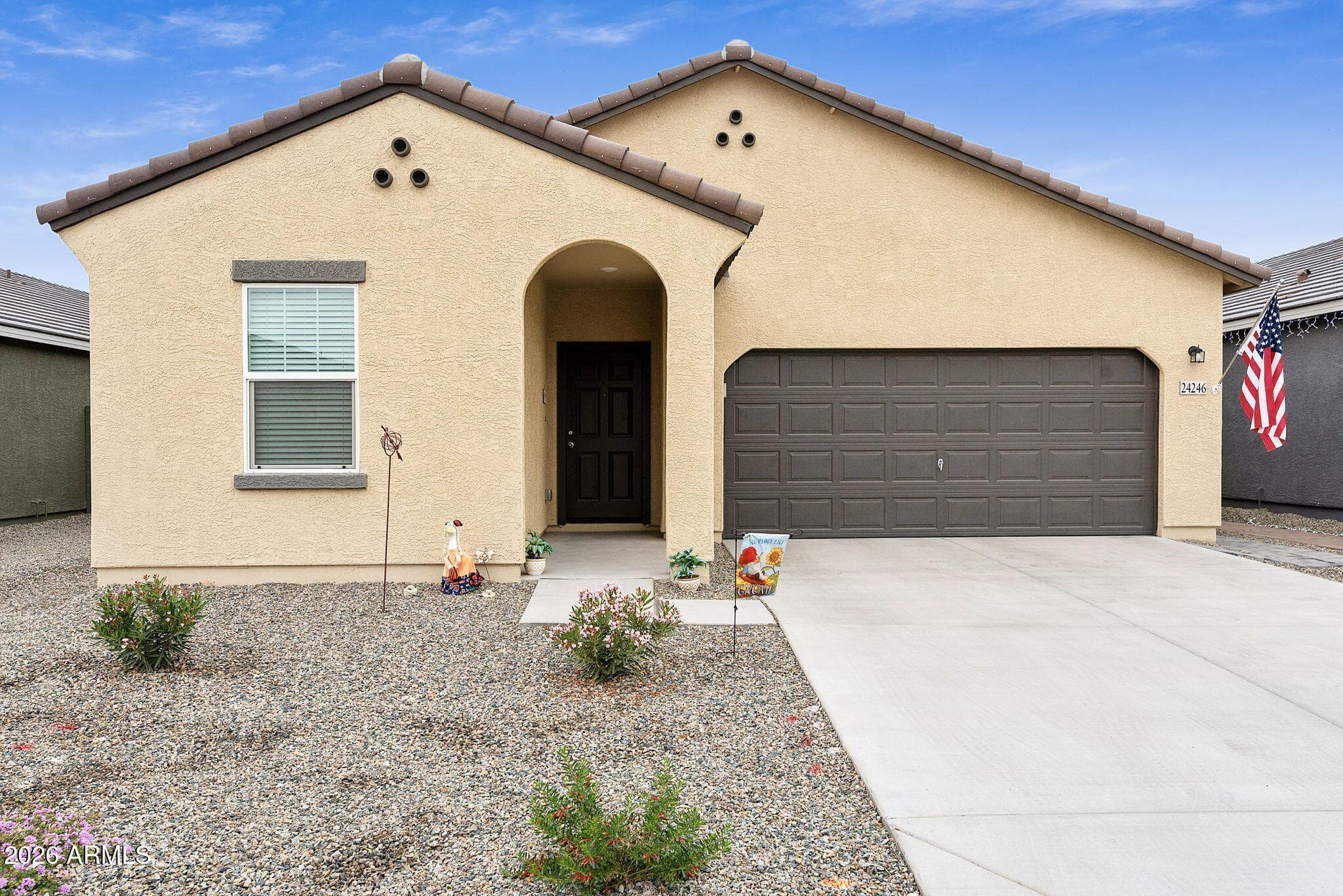 24246 W Hidalgo Ave — photo 2