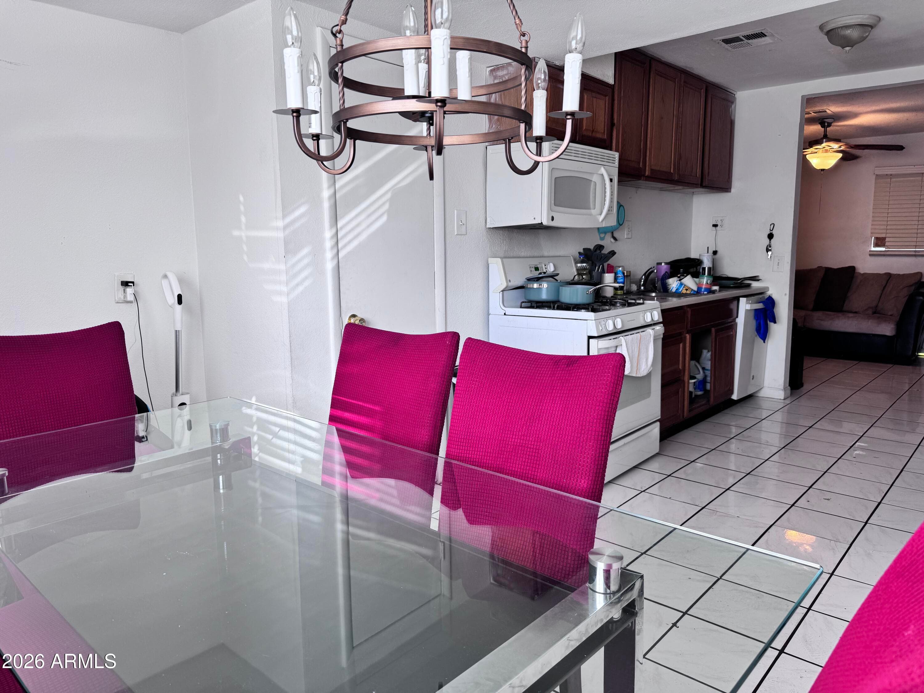 2825 W Madison St — photo 2