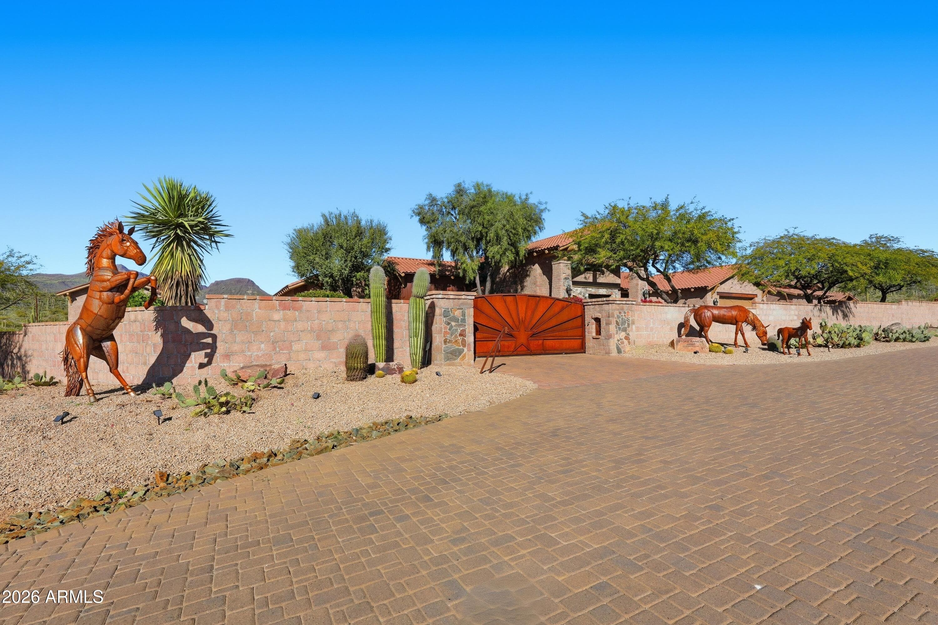 42531 N Spur Cross Rd — photo 2