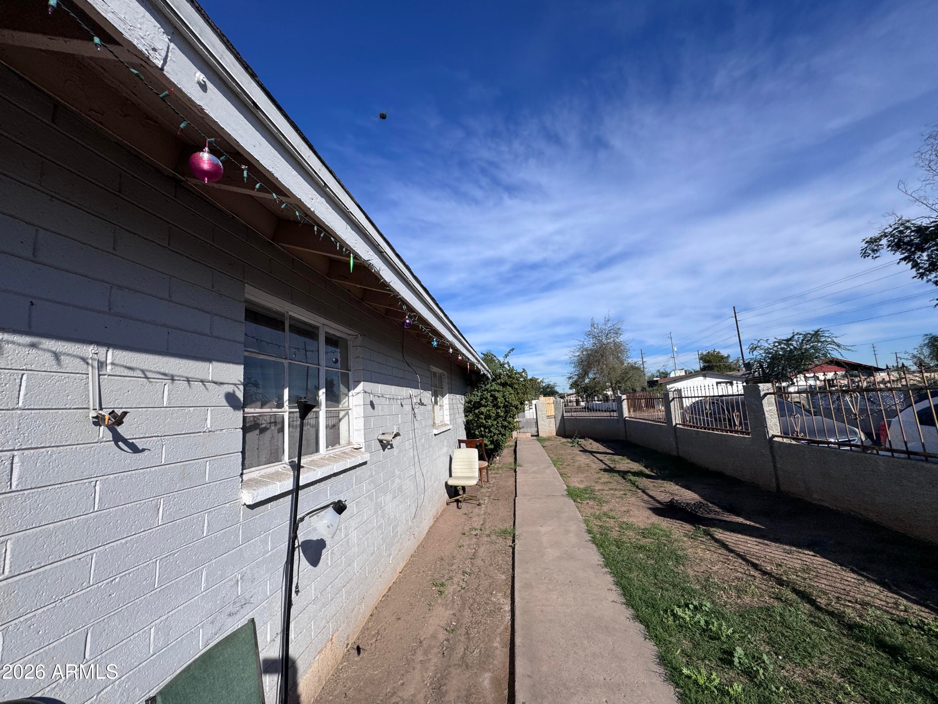 3513 W Tonto St — photo 2