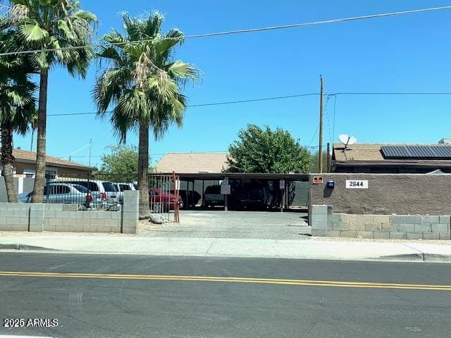 2644 E Paradise Ln — photo 1