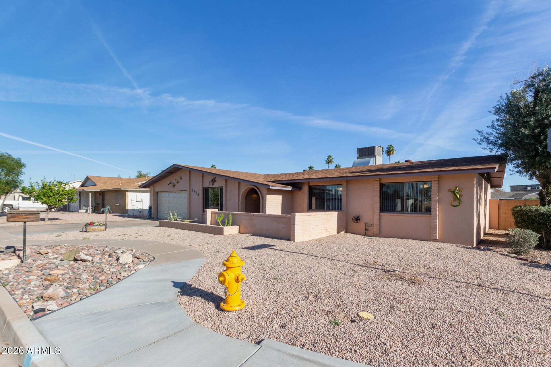 2223 W Javelina Ave — photo 2