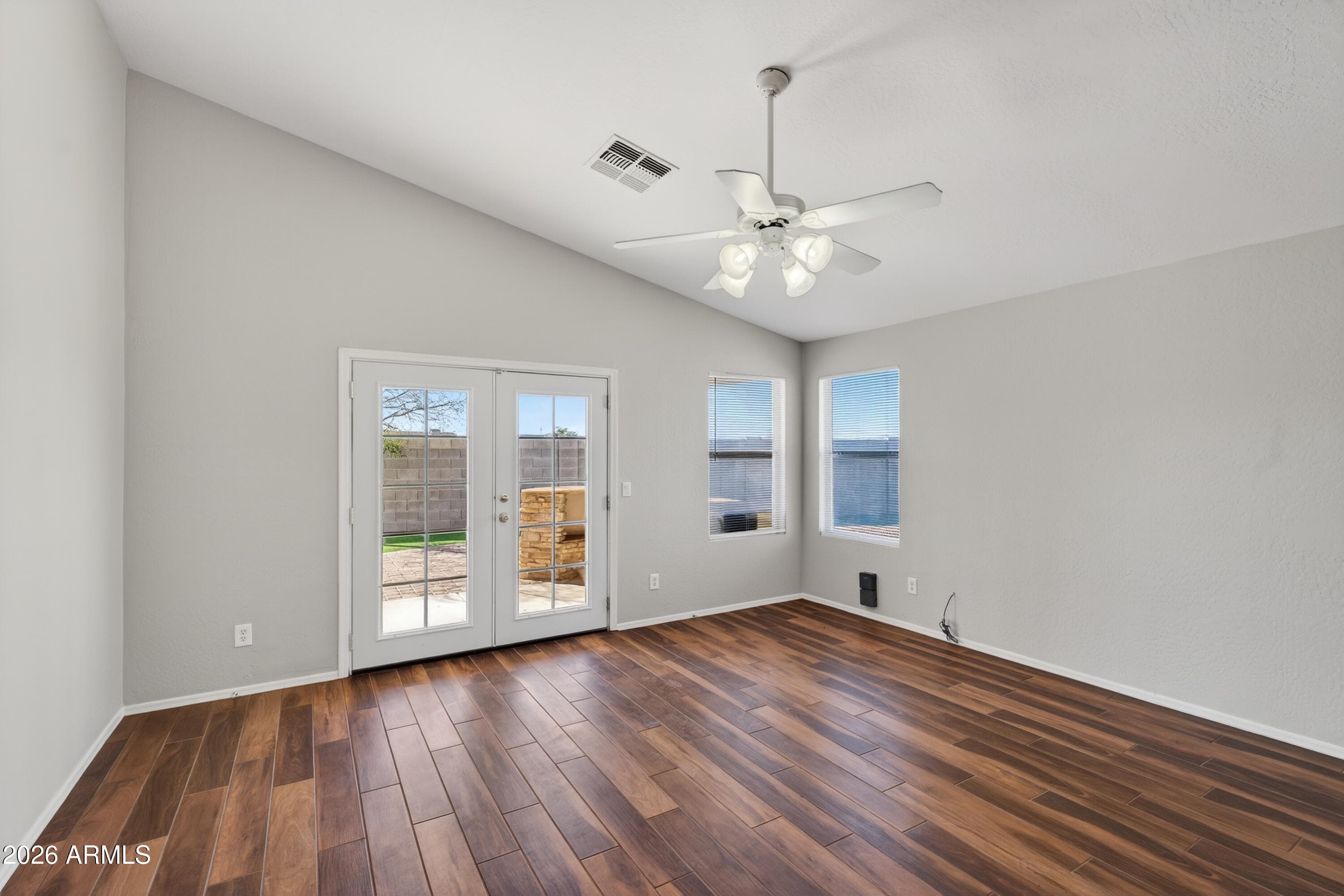 45333 W SAGE BRUSH DR - Photo 5