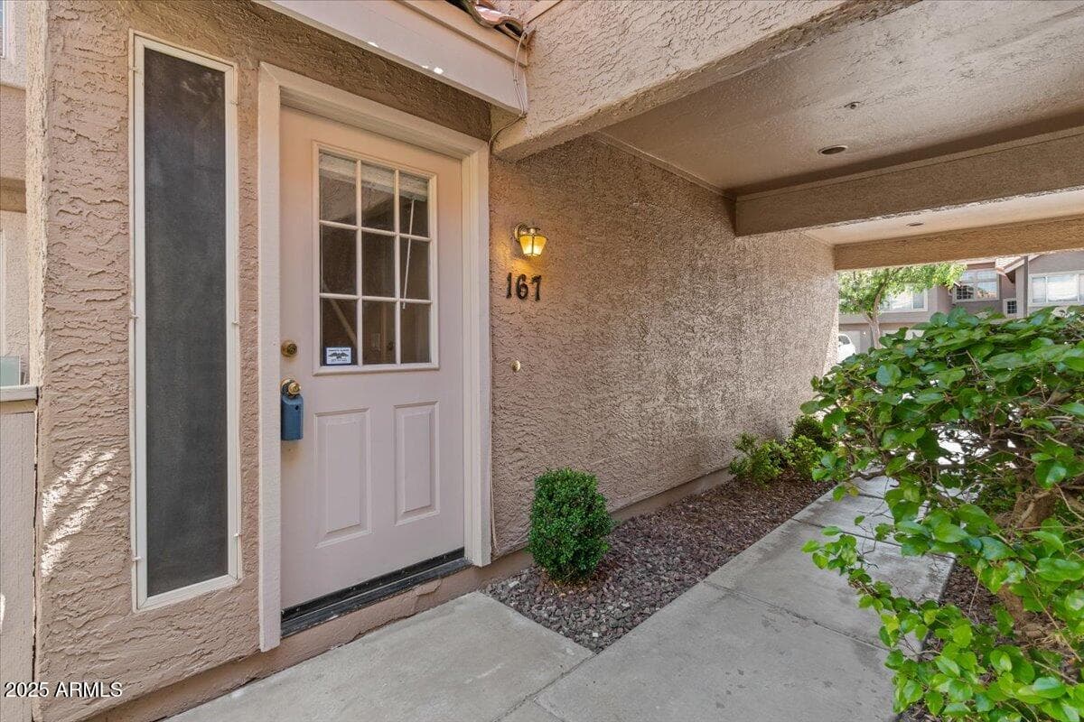 1633 E Lakeside Dr 167 — photo 2